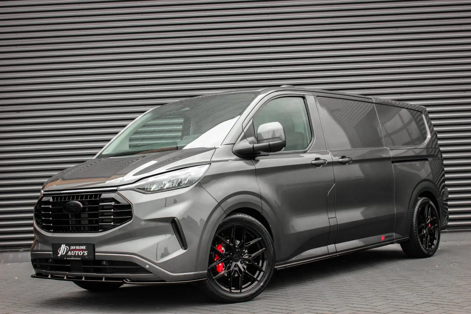 Ford Transit Custom 320 2.0 TDCI L2H1 Limited 170PK JB- EDITION / DRIV Grijs - 1