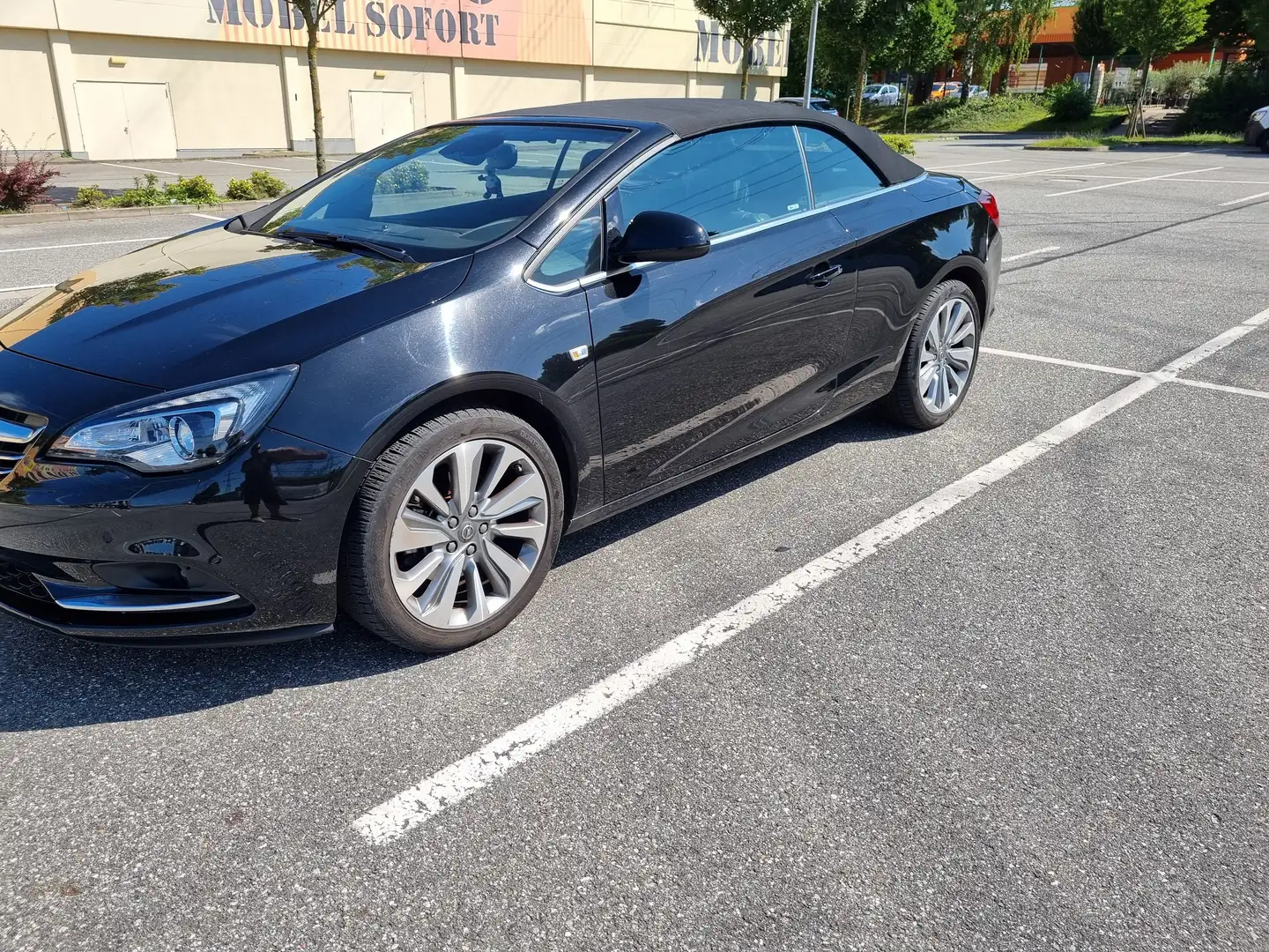 Opel Cascada Cascada 1.6 (ECOTEC) DI Turbo Automatik Innovation Noir - 1