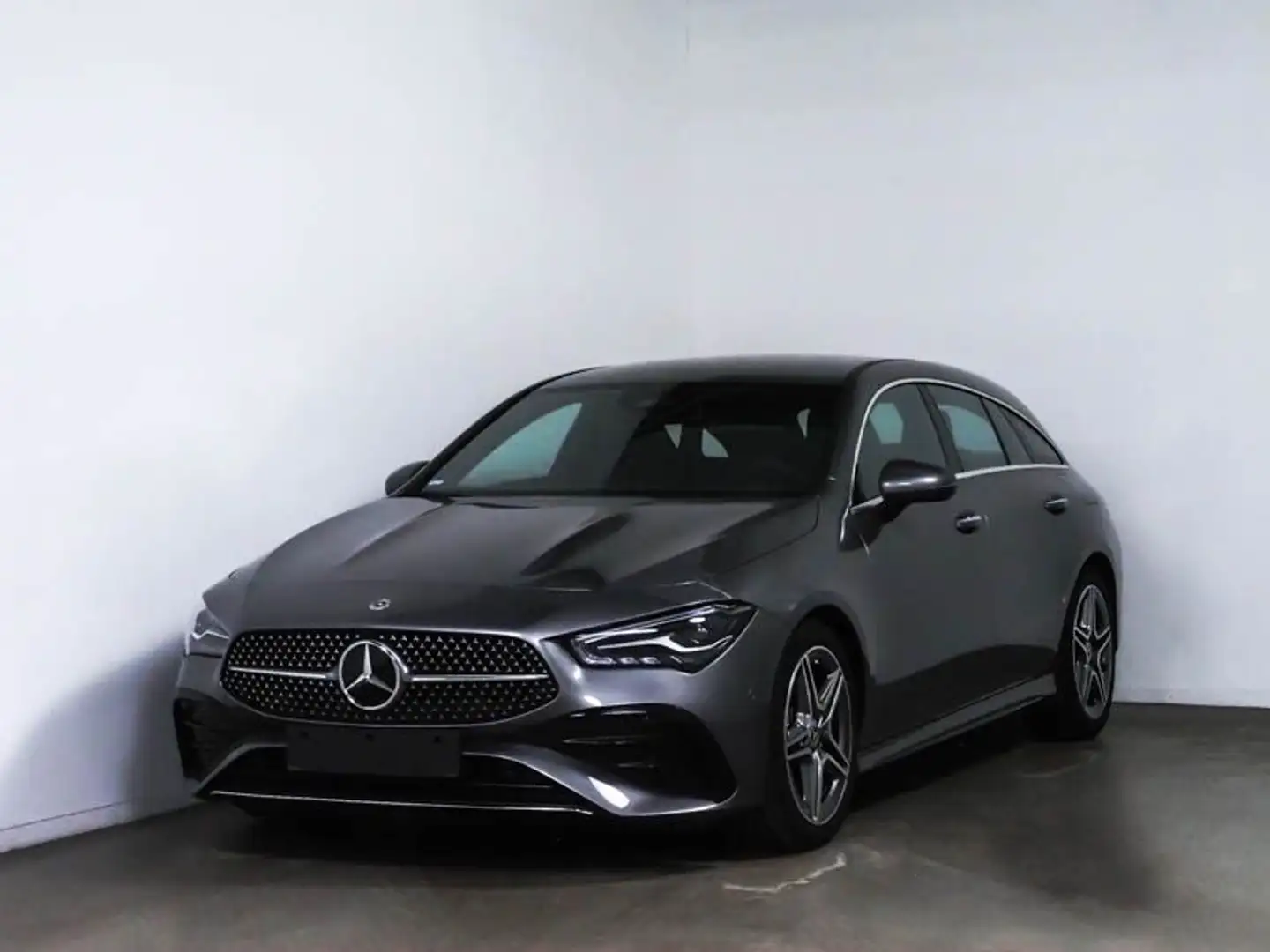 Mercedes-Benz CLA 200 d Shooting Brake AMG Line AUT KlimaA LM Grau - 2