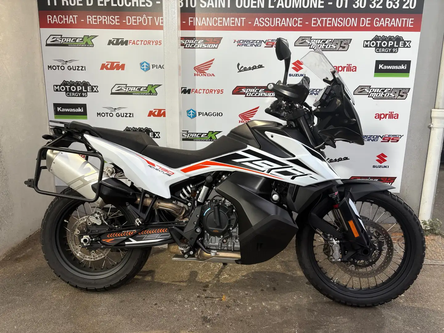 KTM 790 Adventure White - 1