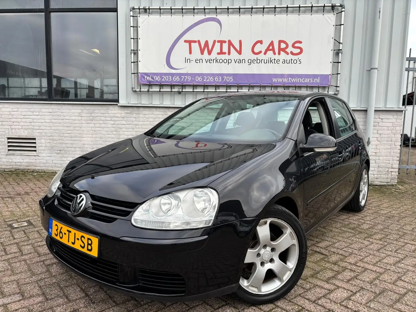 Volkswagen Golf 1.6 FSI Trendline Business 5drs Airco Schwarz - 2
