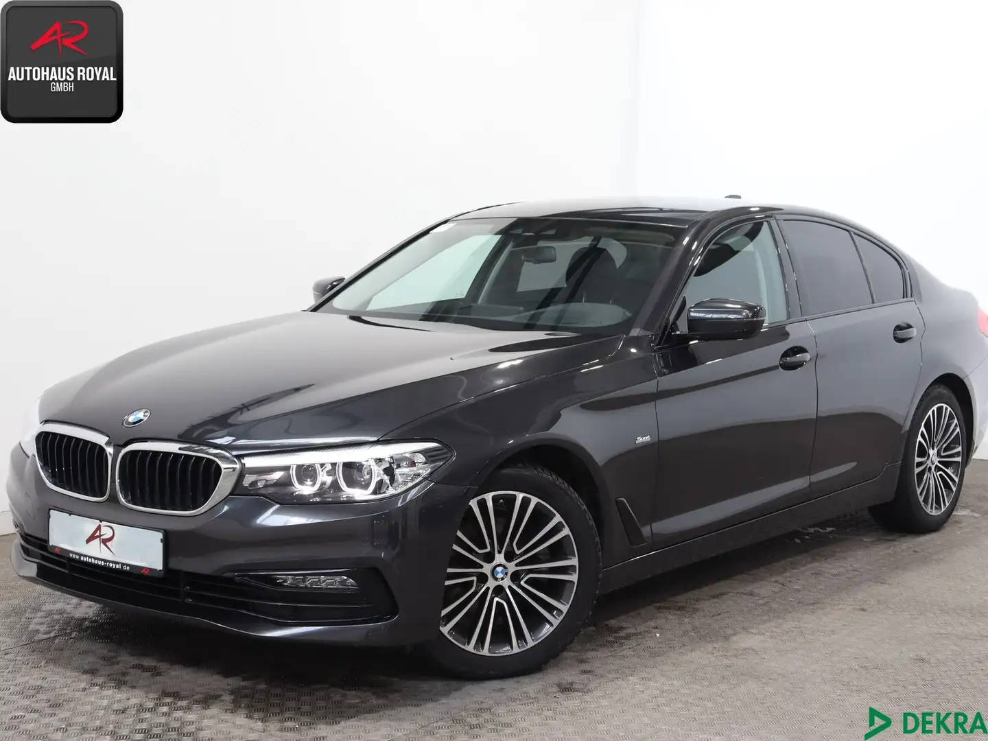 BMW 520 520 i SPORT LINE DIG.TACHO,HEADUP,AHK,PARKASSIST Gri - 1