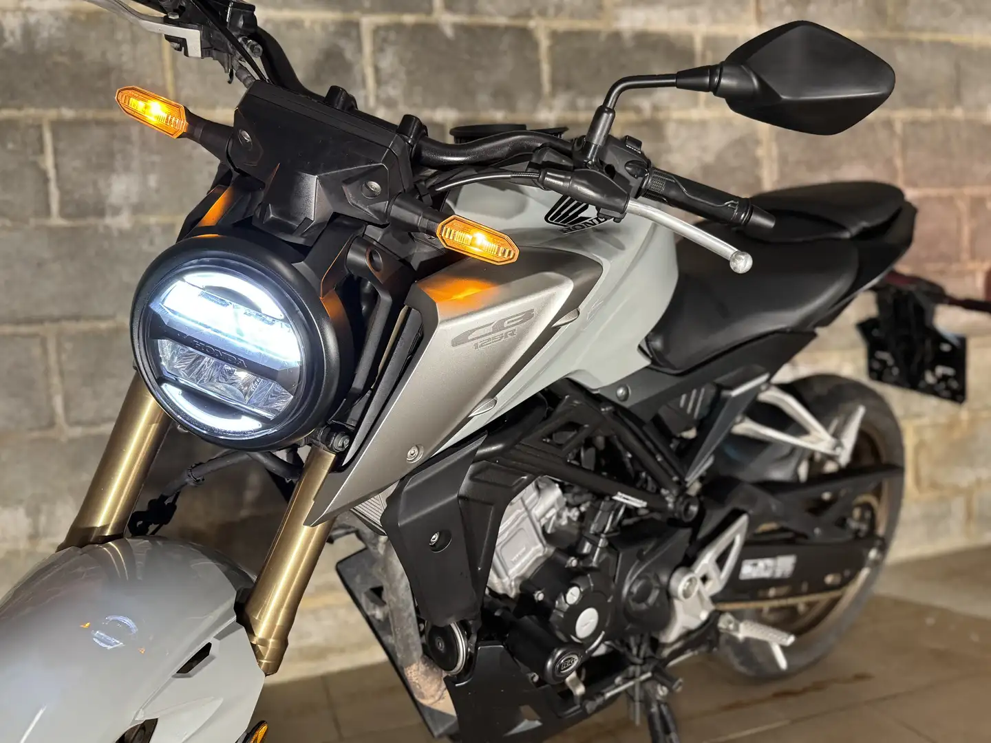 Honda CB 125 CB125R Blanc - 2