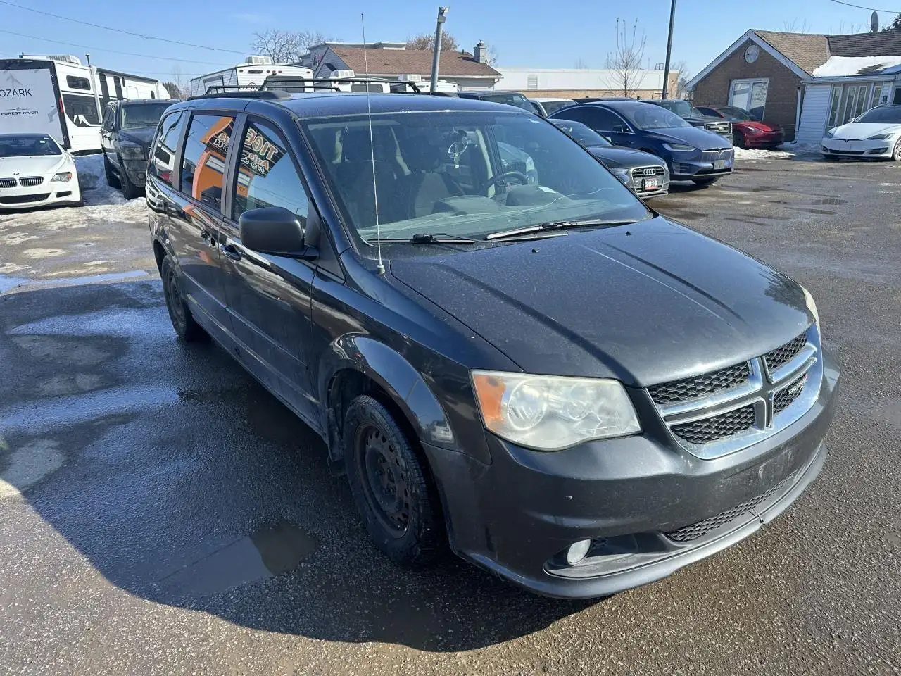 Dodge Grand Caravan снимка Dodge Grand Caravan