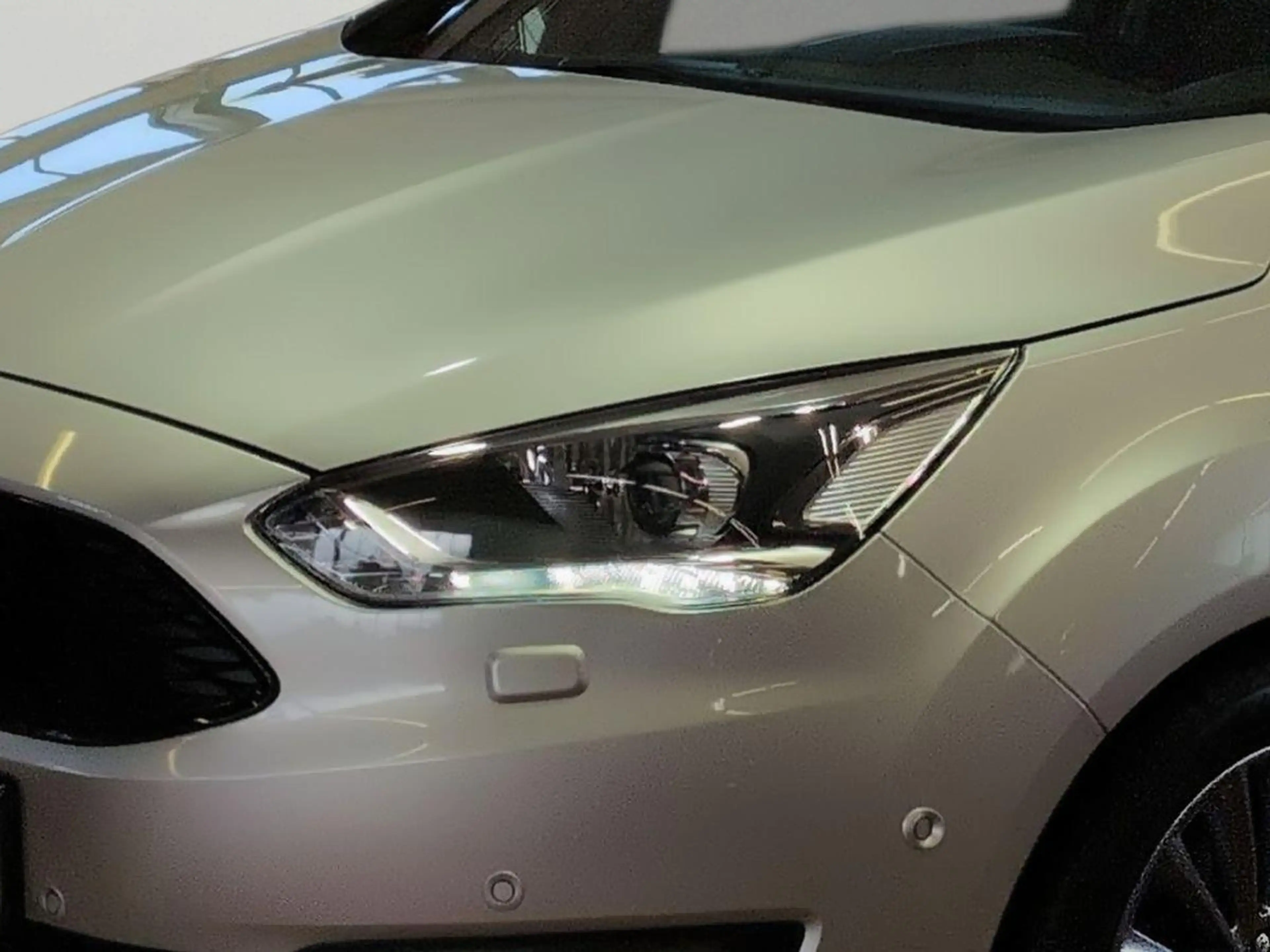 Ford C-Max Sport 1.0L / Fahrassistenz-System / AHK — photo 13