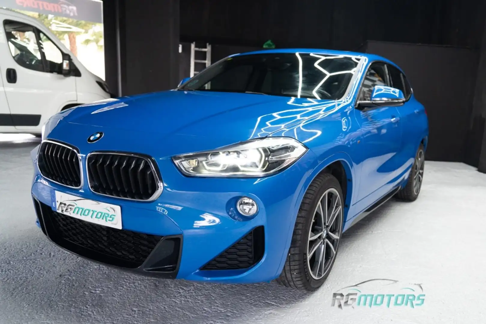 BMW X2 xDrive 20iA Azul - 2