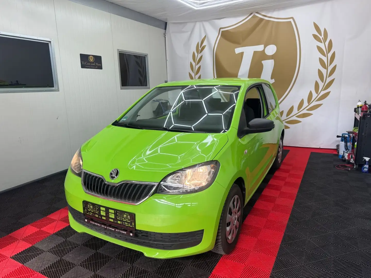 Skoda Citigo *Citigo*Active*wenig-Kilometer*Klima*Radio* Grün - 1