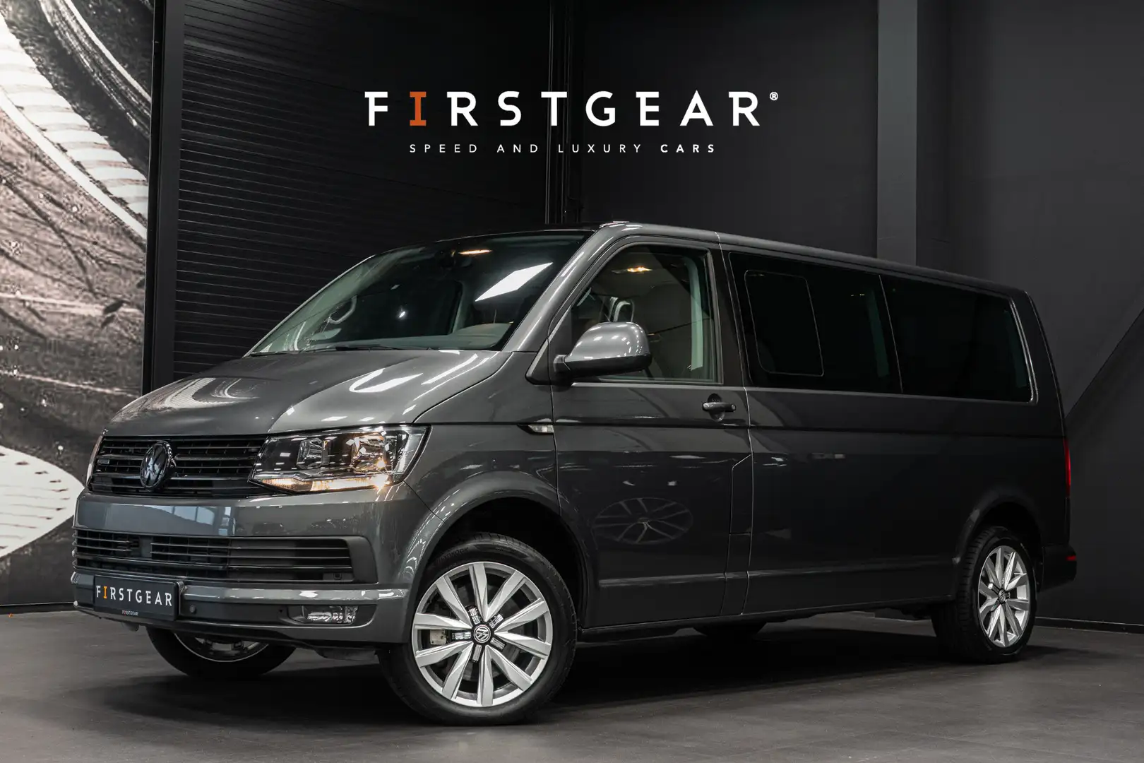 Volkswagen Transporter Multivan 2.0 TSI L2H1 4Motion Comfortline *ACC / L Grijs - 1