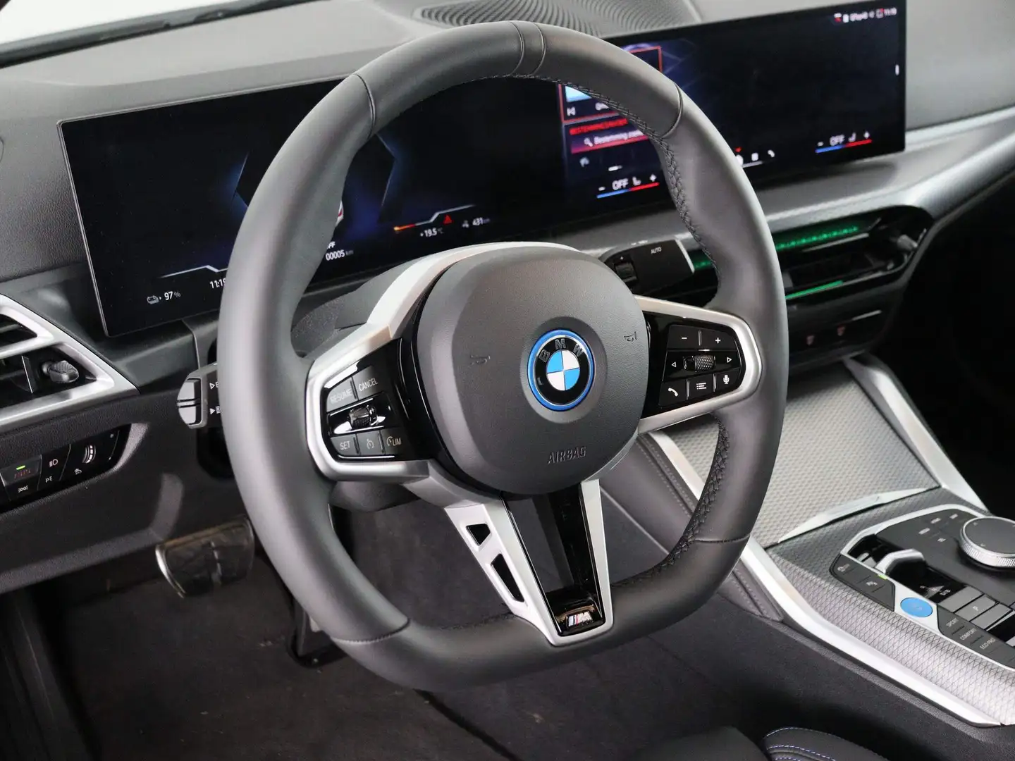 BMW i4 eDrive40 M Sport Pro Wit - 2