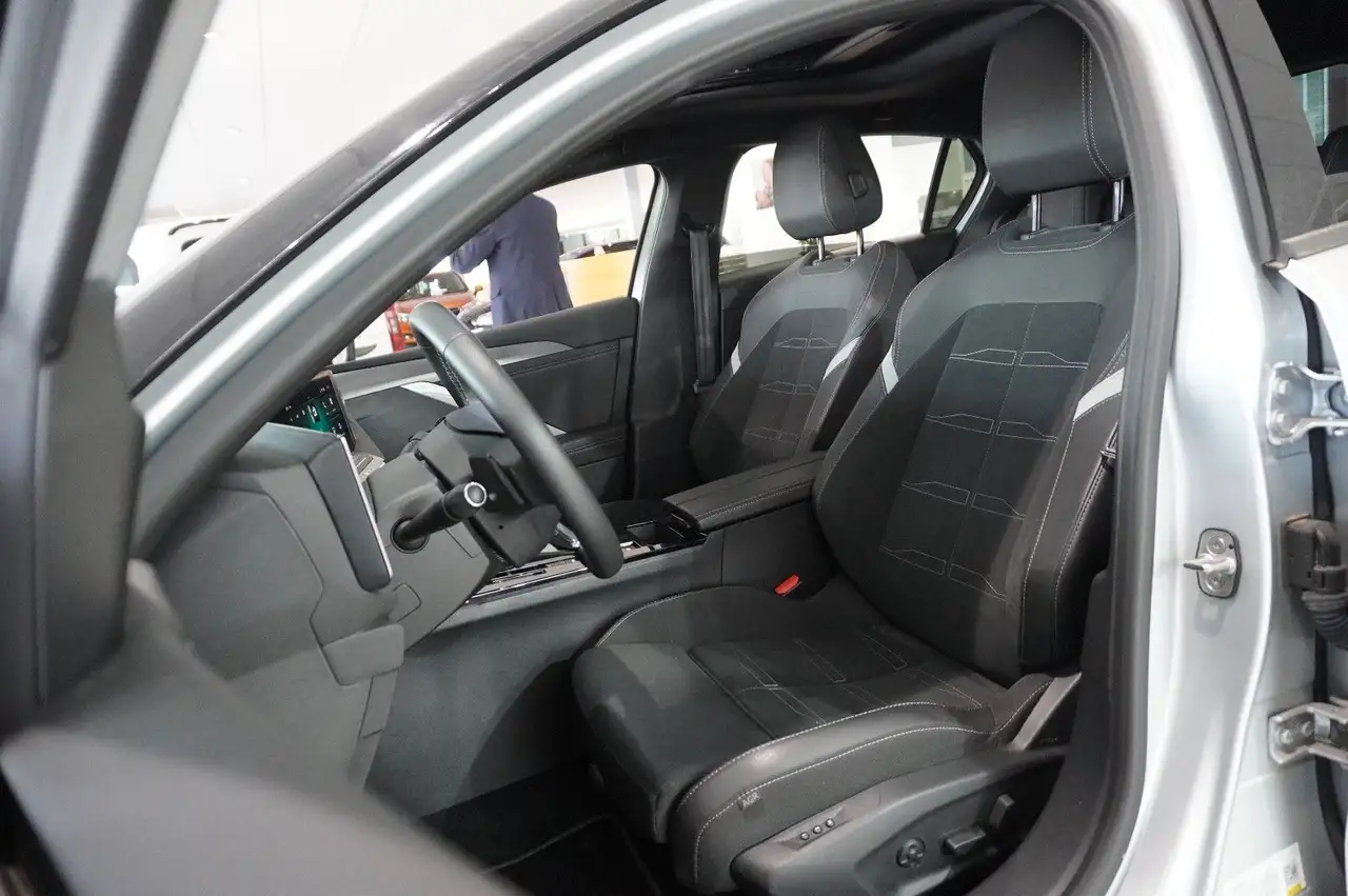 Opel Astra L Lim. 1.2T GS LINE NAVI/LED/360°/PANO/HUD, миниатюра 15