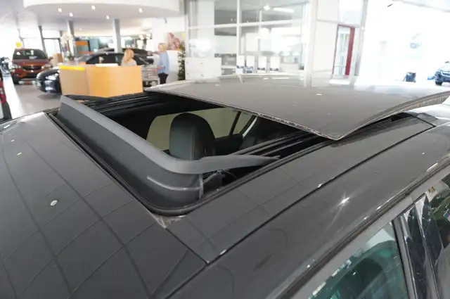 Opel Astra view 11