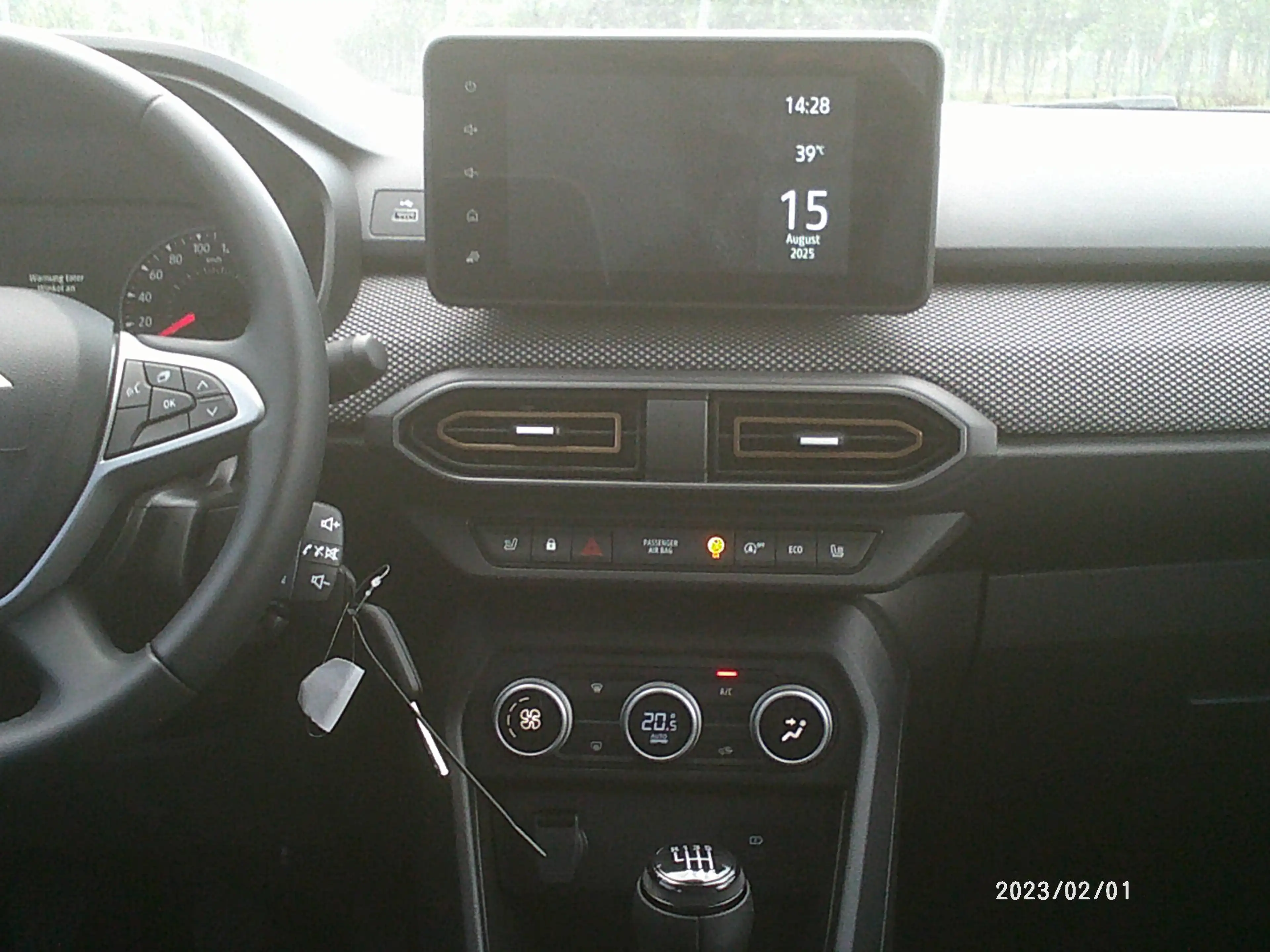 Dacia Sandero Stepway Extreme, Navi — photo 13