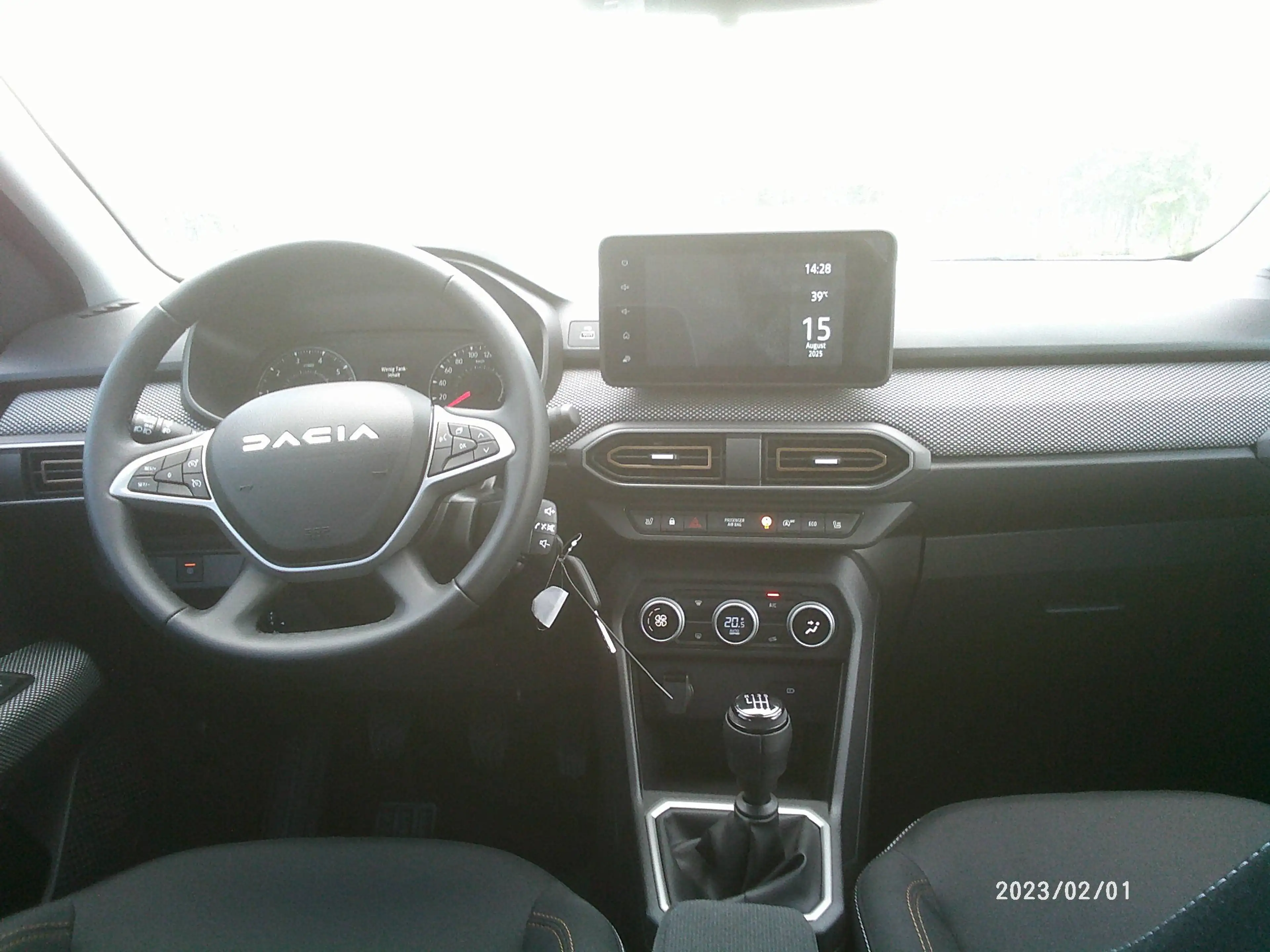 Dacia Sandero Stepway Extreme, Navi — photo 12