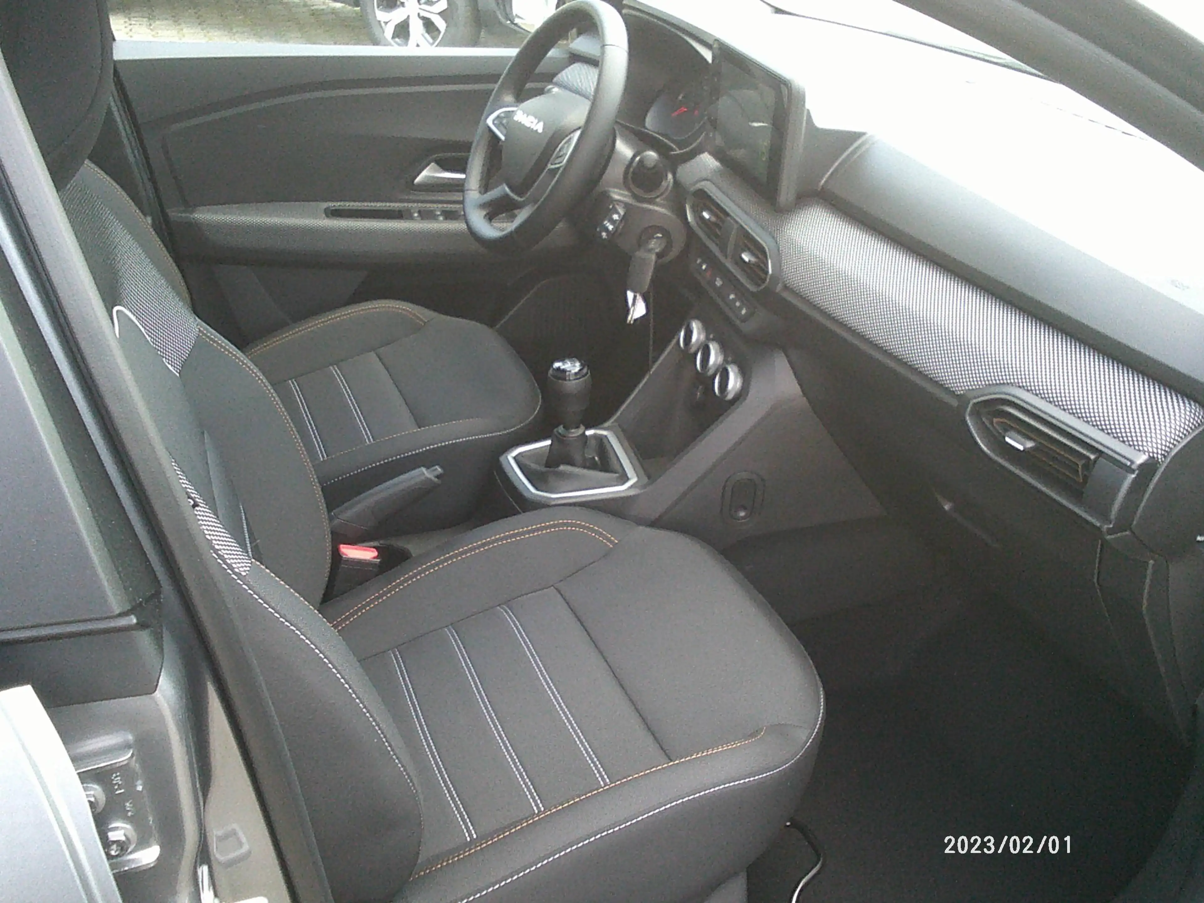 Dacia Sandero Stepway Extreme, Navi — photo 9