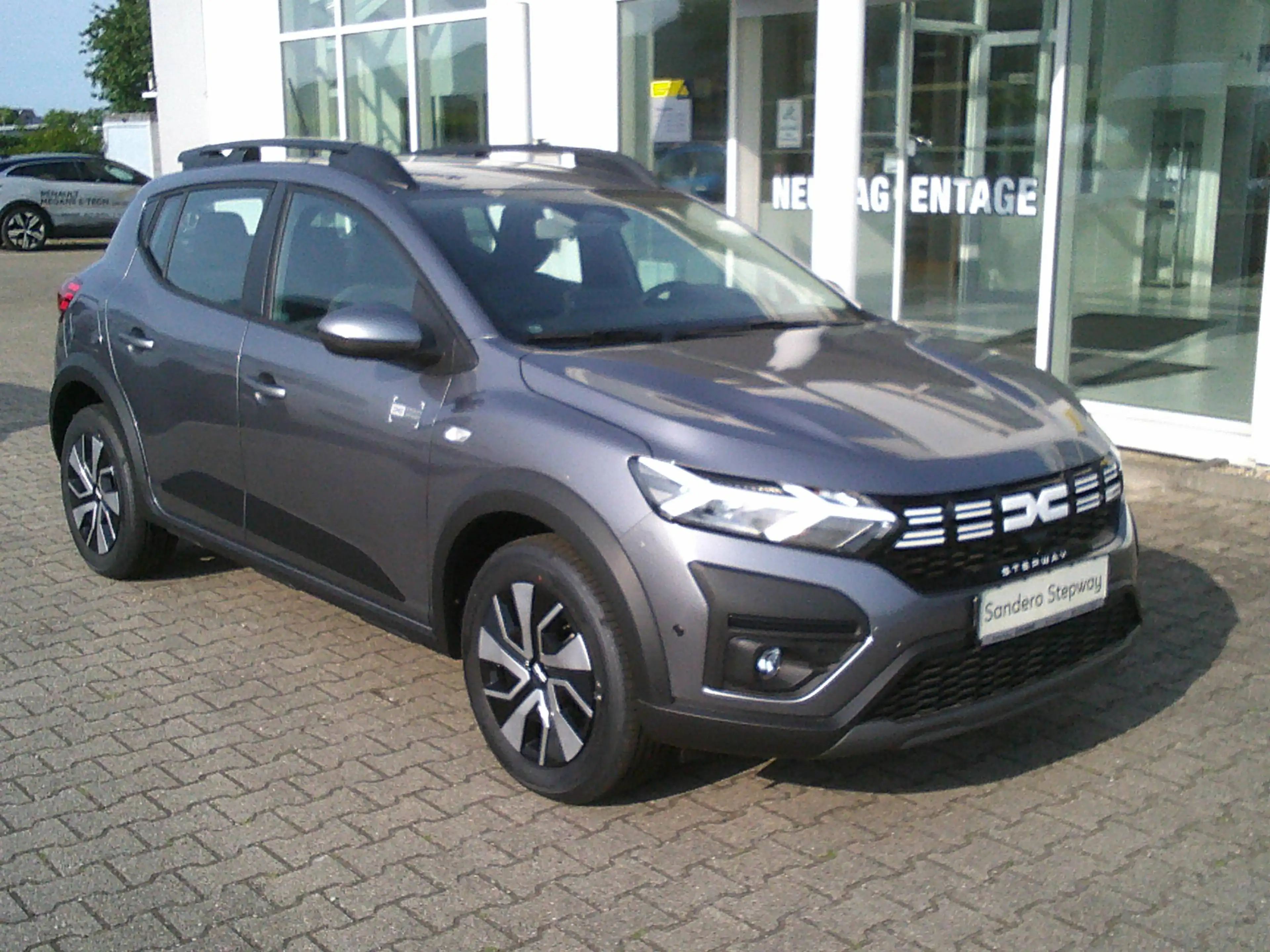 Dacia Sandero Stepway Extreme, Navi
