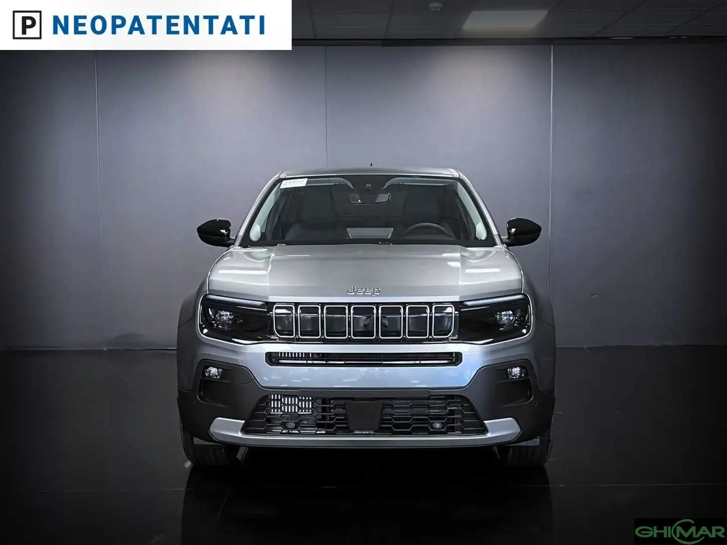 Jeep Avenger 1.2 turbo Summit fwd 100cv Gris - 1