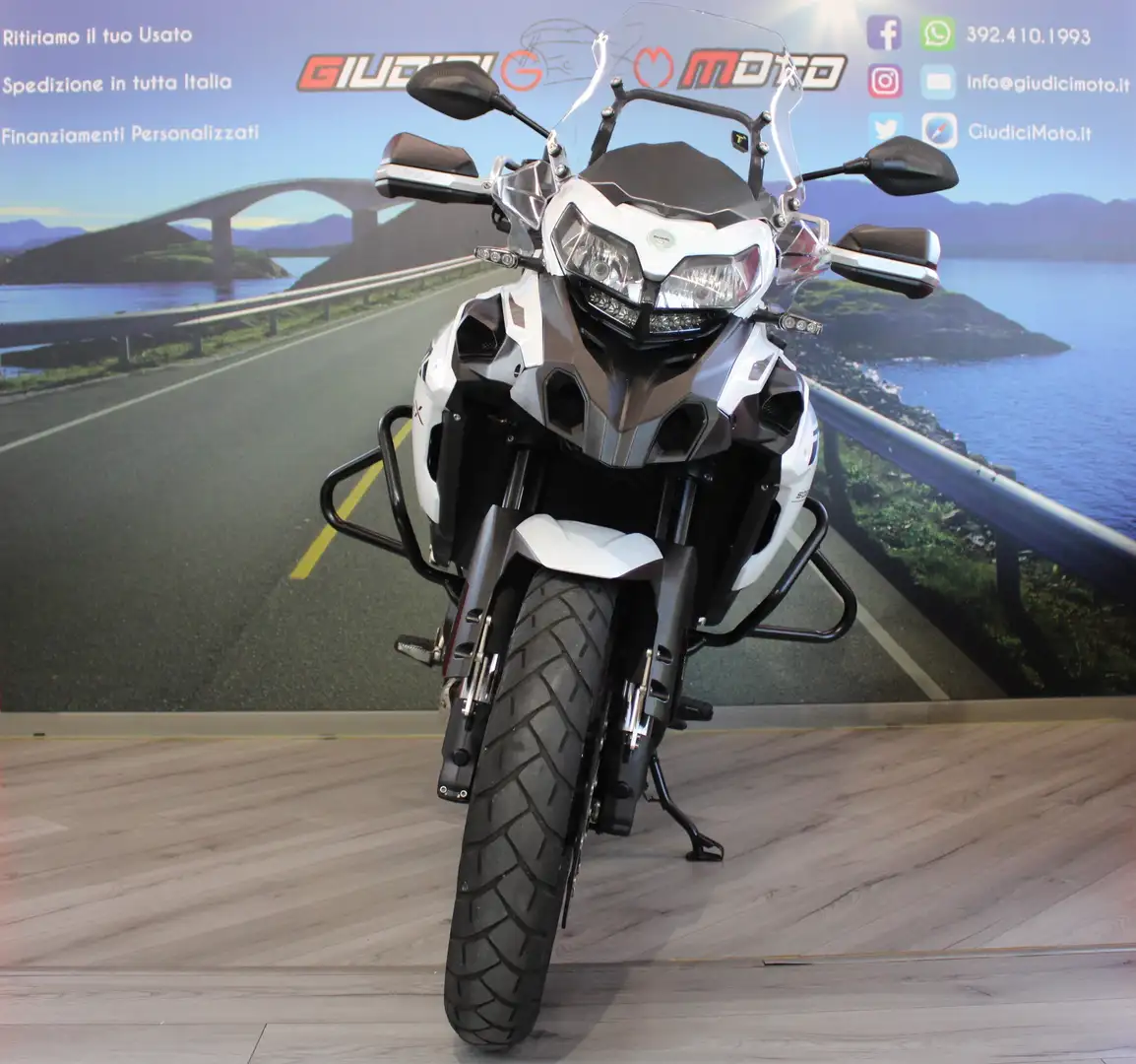 Benelli TRK 502 X ABS A2 - 2022 - km 13273 Bianco - 2