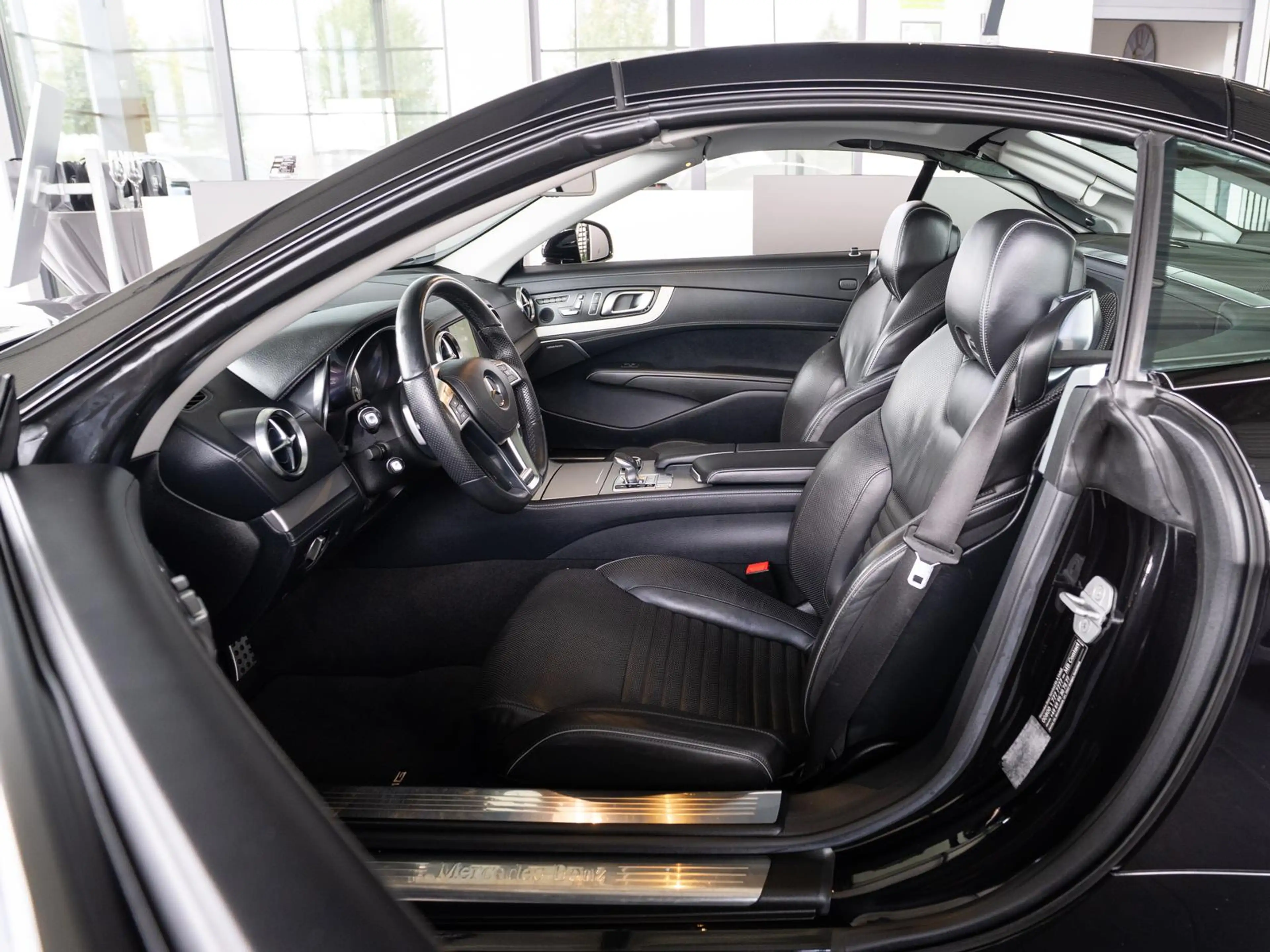 Mercedes-Benz SL 350 ** V 6 ** 1 Hand ** AMG-STY ** — photo 10