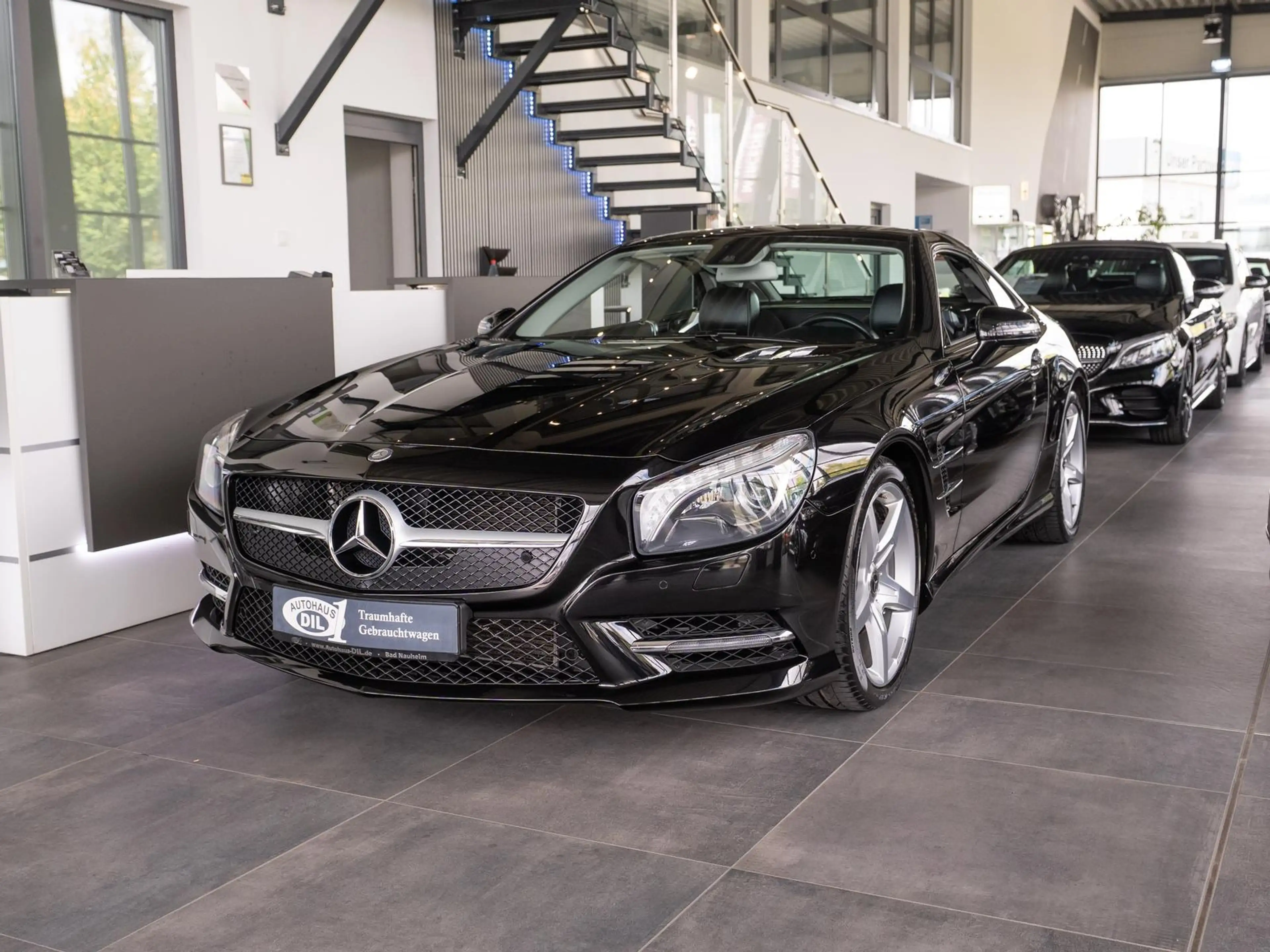 Mercedes-Benz SL 350 ** V 6 ** 1 Hand ** AMG-STY ** — photo 3