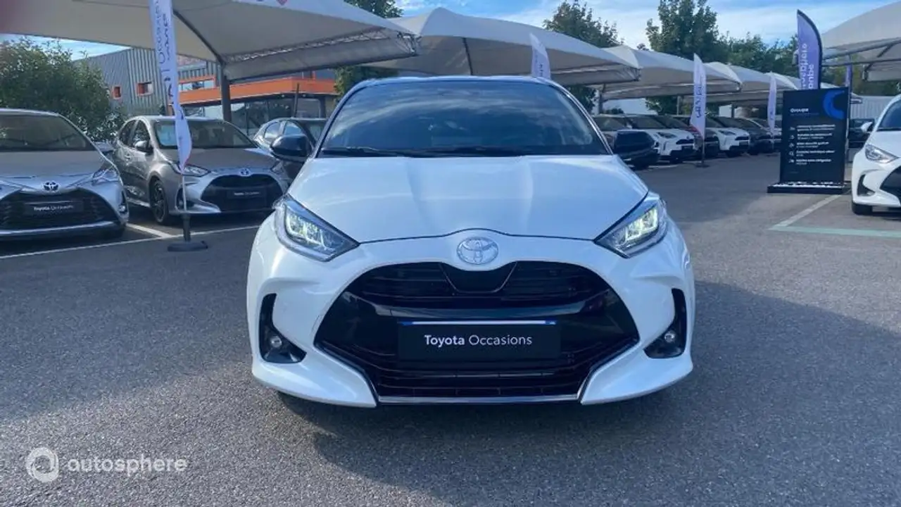 Toyota Yaris Yaris — photo 2
