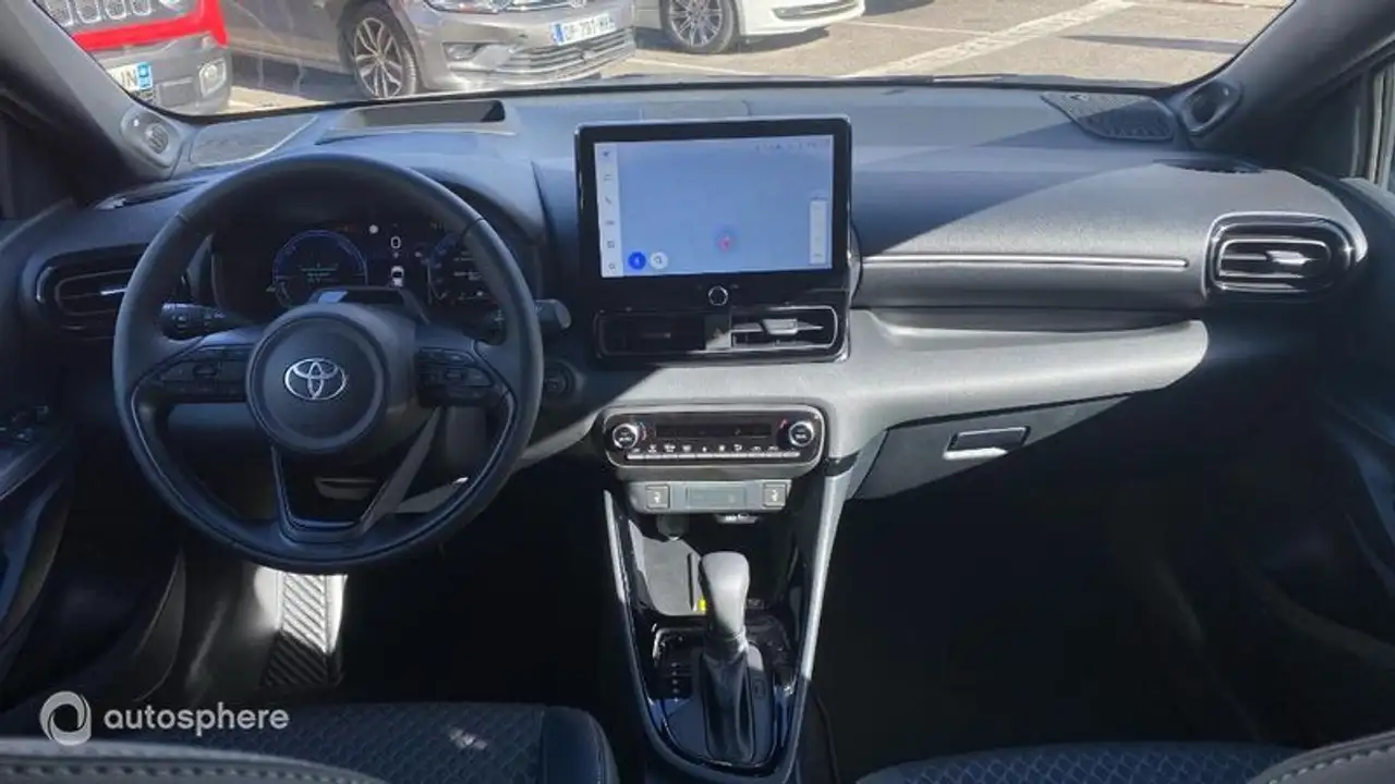 Toyota Yaris Yaris — photo 11