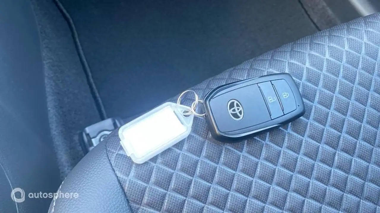 Toyota Yaris Yaris — photo 16