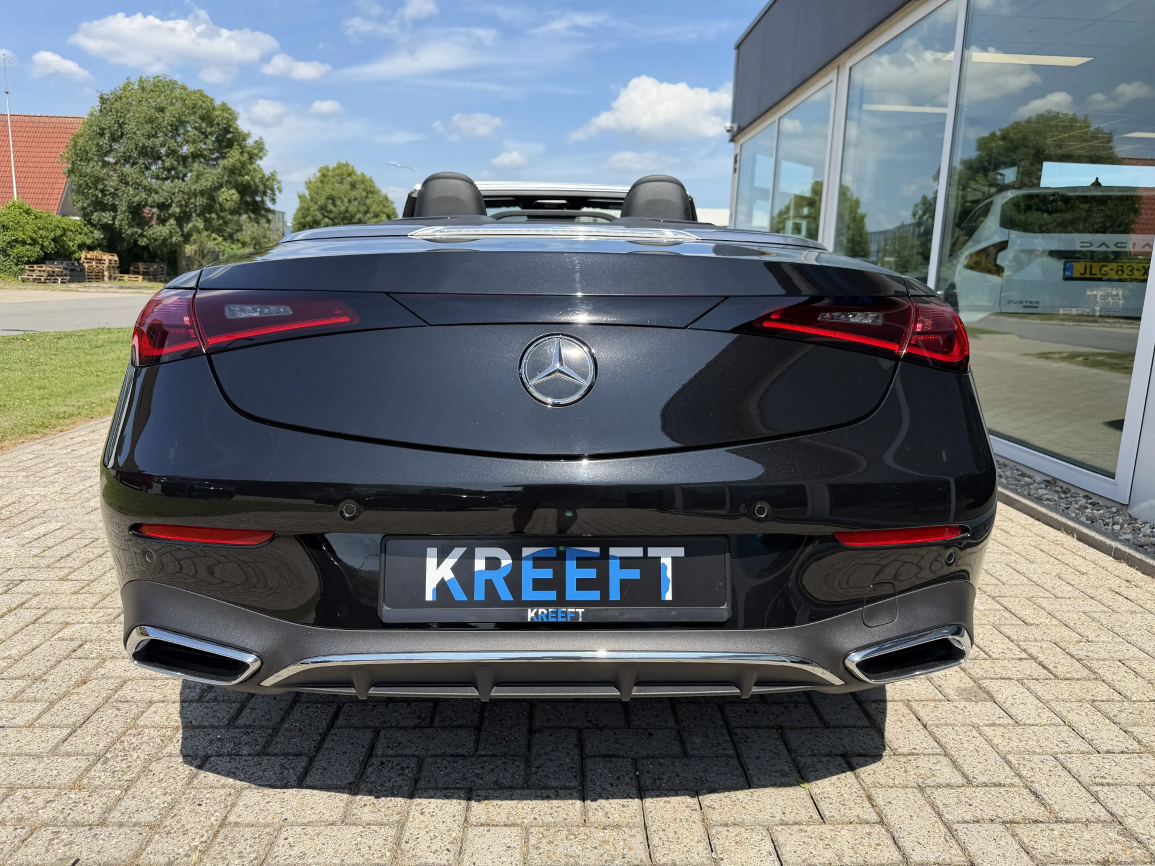 Mercedes-Benz CLE 180 Cabriolet AMG Line Cabriopack | Airscarf — photo 8