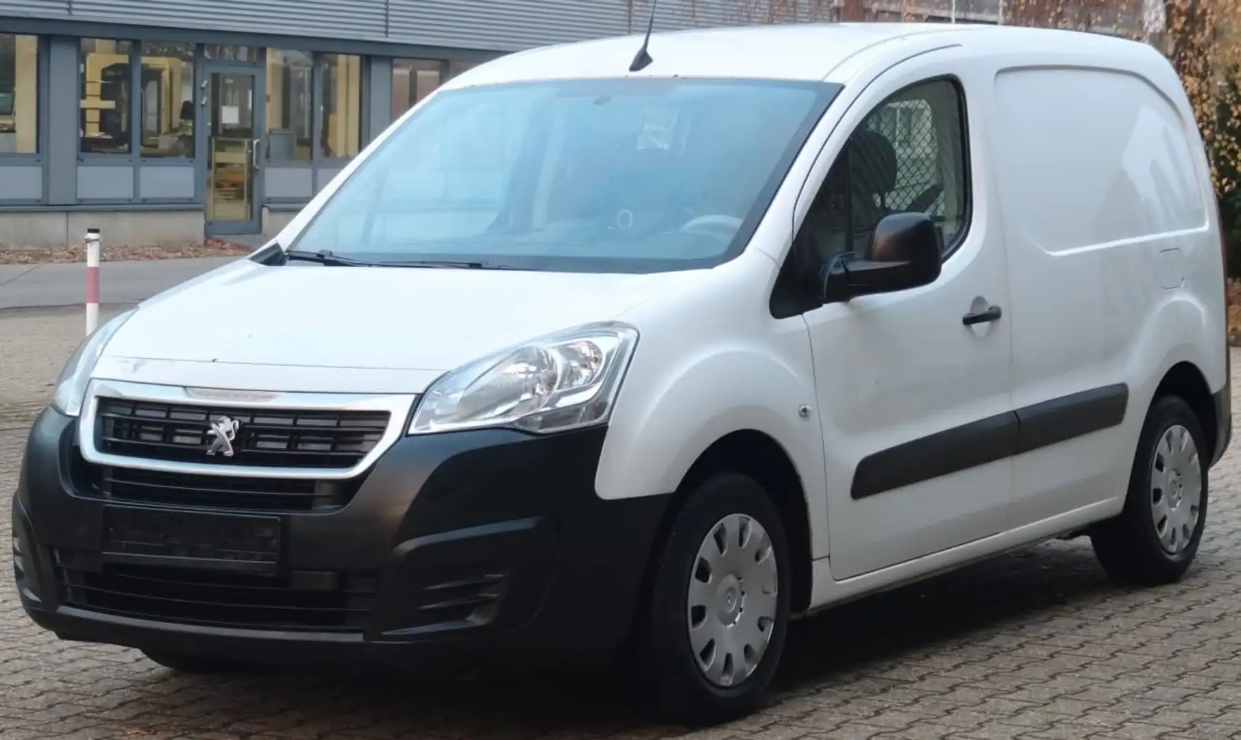 Peugeot Partner Komfort Plus AKH/TÜV/EUR6/PDC Weiß - 1