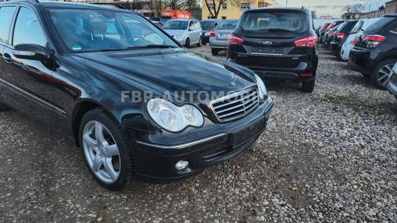 Mercedes-Benz C 320