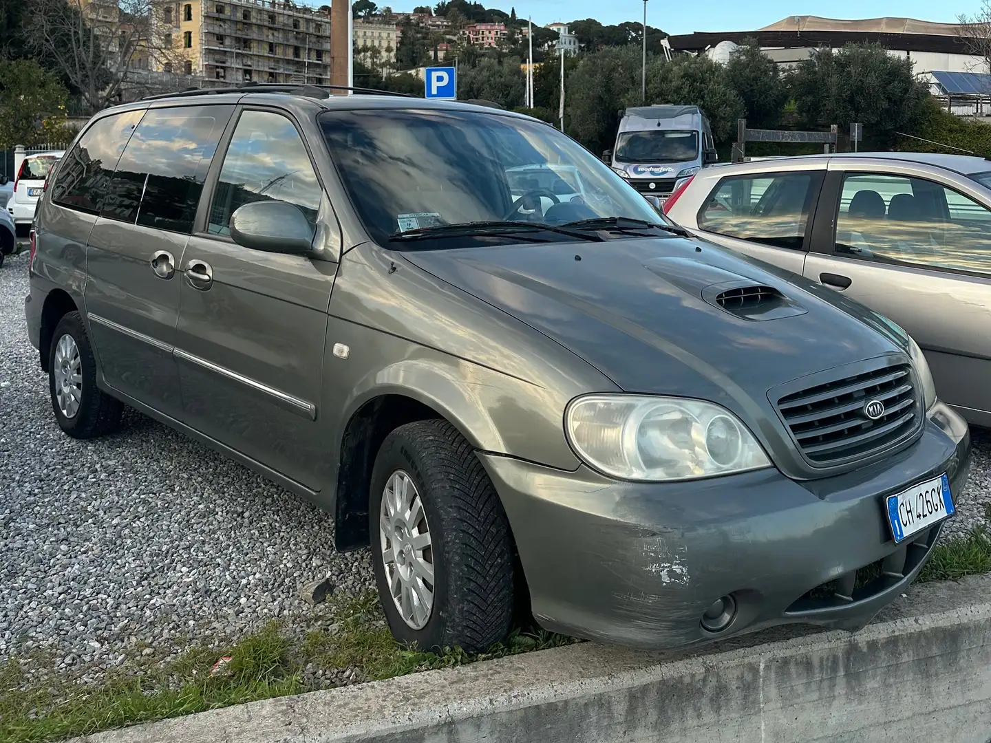 Kia Carnival Carnival I 2001 2.9 crdi (hpdi) 16v LX Bronz - 2