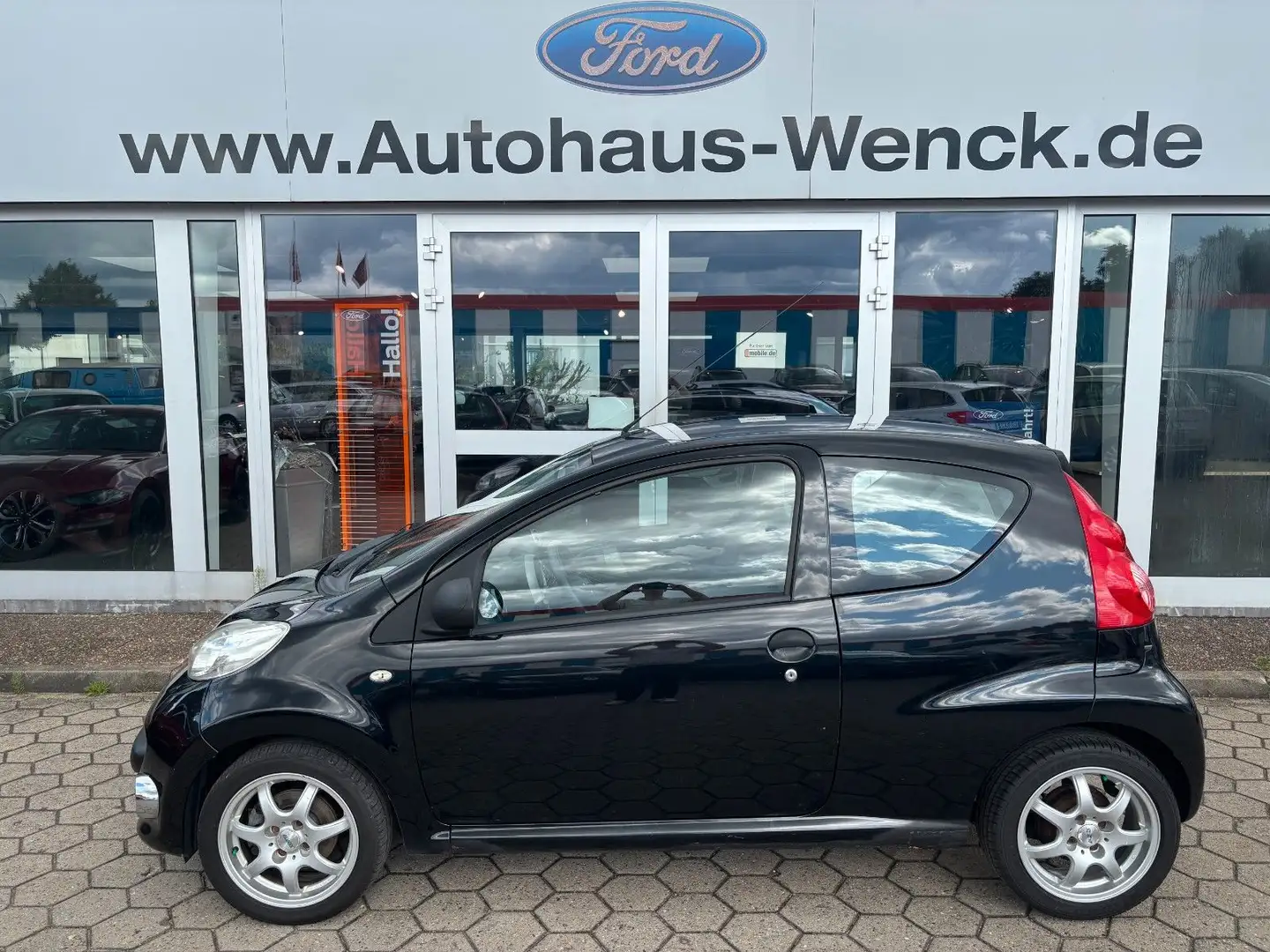 Peugeot 107 Petit Filou Noir - 1