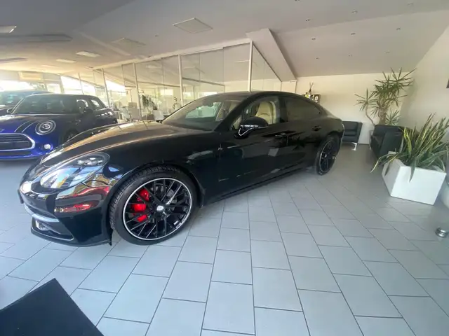 Porsche Panamera 4.0 4S auto