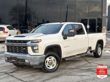 LT 4WD-CREW CAB-8' LONG BOX--CERTIFIED-WE FINANCE!