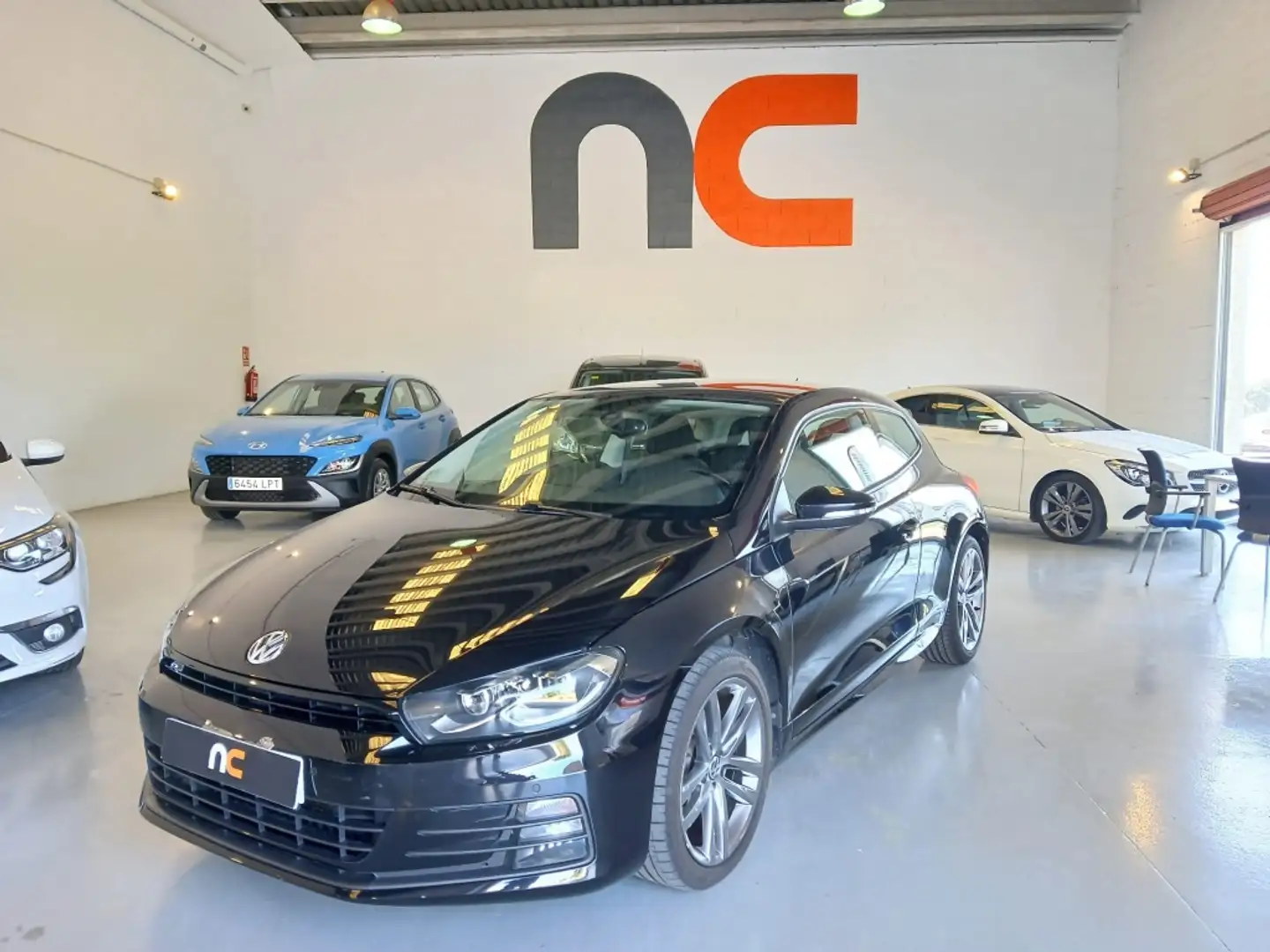 Volkswagen Scirocco 2.0TDI BMT R-Line 110kW Noir - 1