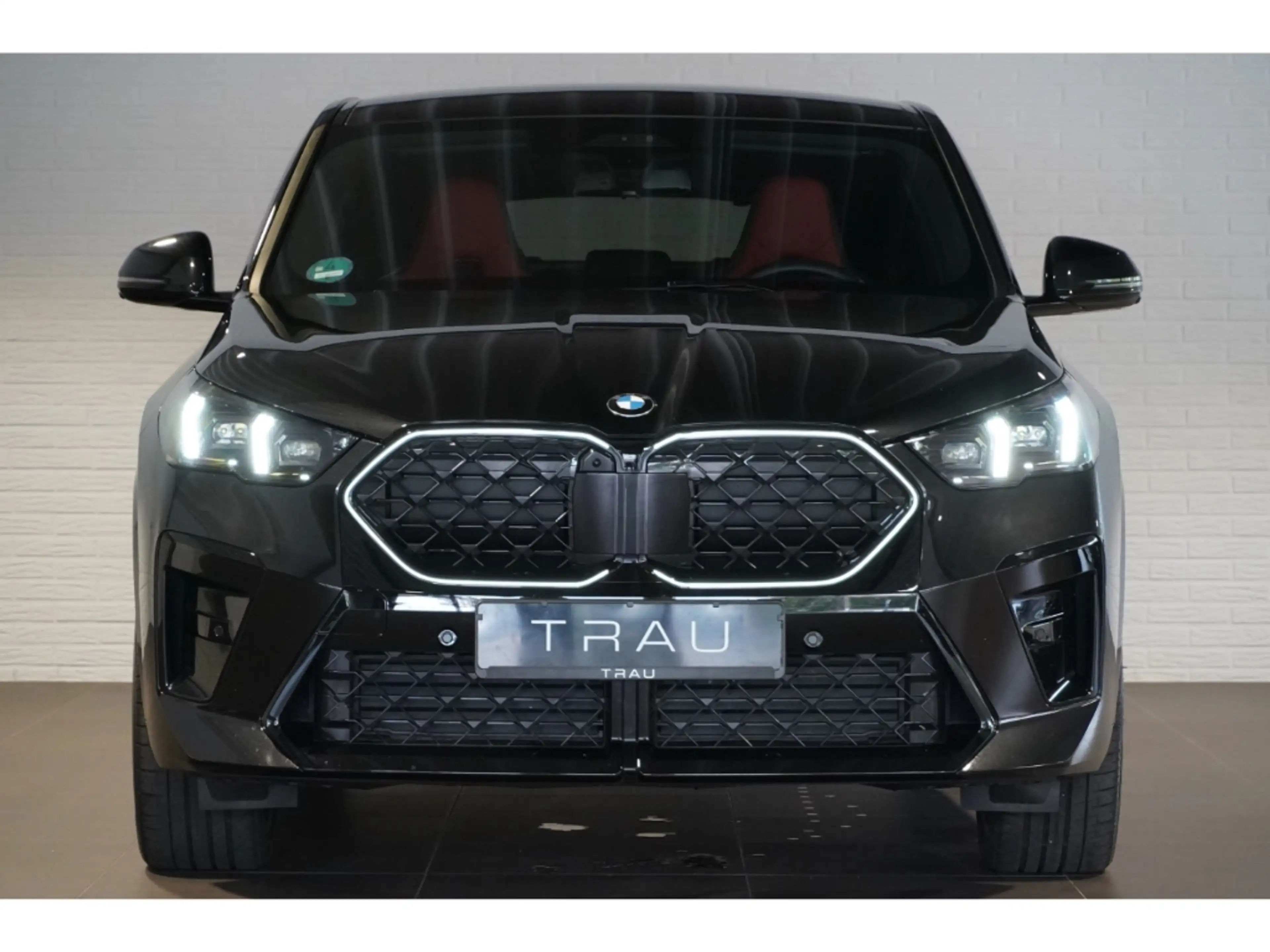 BMW X2 20d xDrive M SportPro Inno Pano AHK HUD Keyless — photo 2
