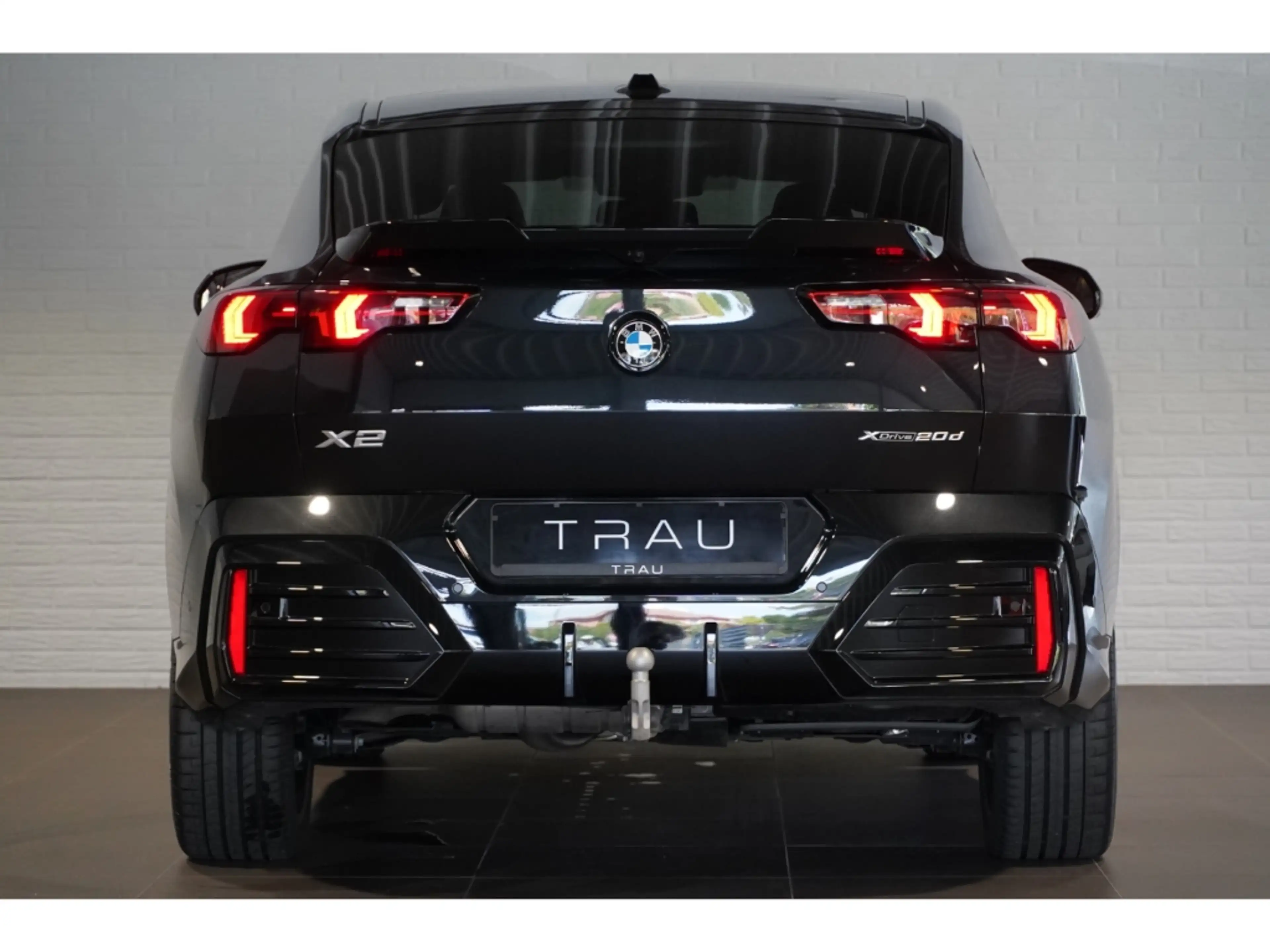 BMW X2 20d xDrive M SportPro Inno Pano AHK HUD Keyless — photo 5