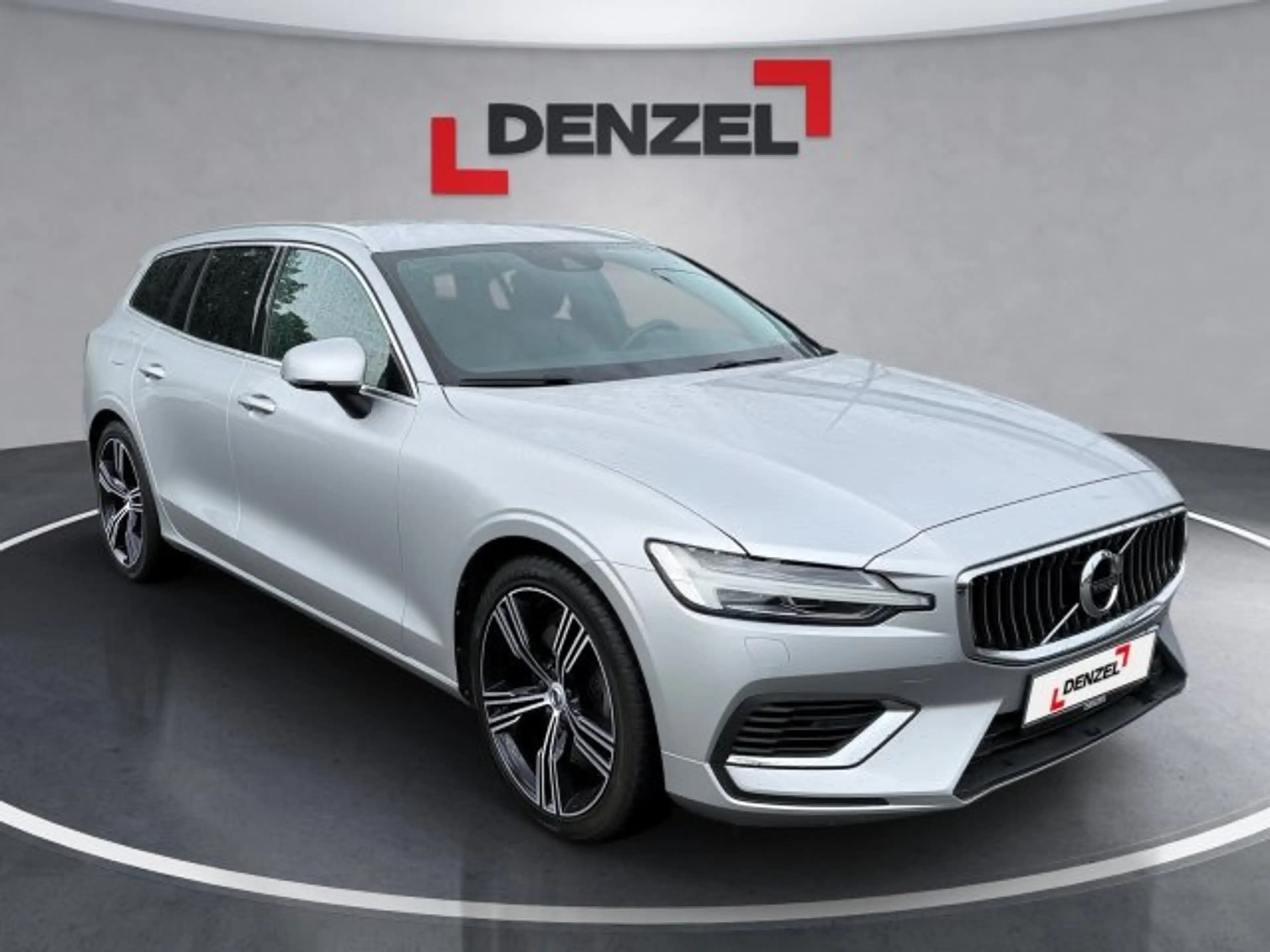Volvo V60 T6 AWD Inscription — photo 6