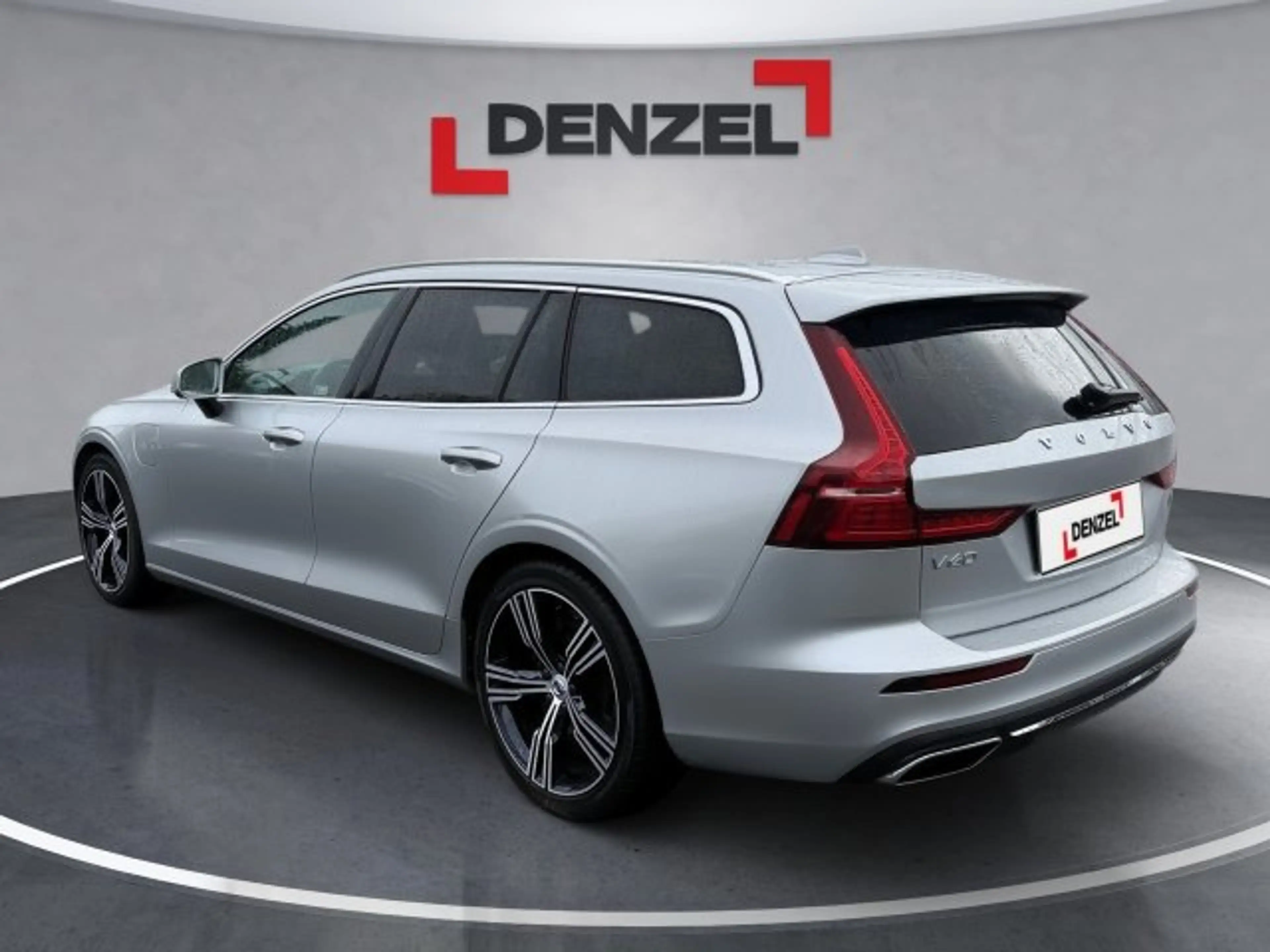 Volvo V60 T6 AWD Inscription — photo 3