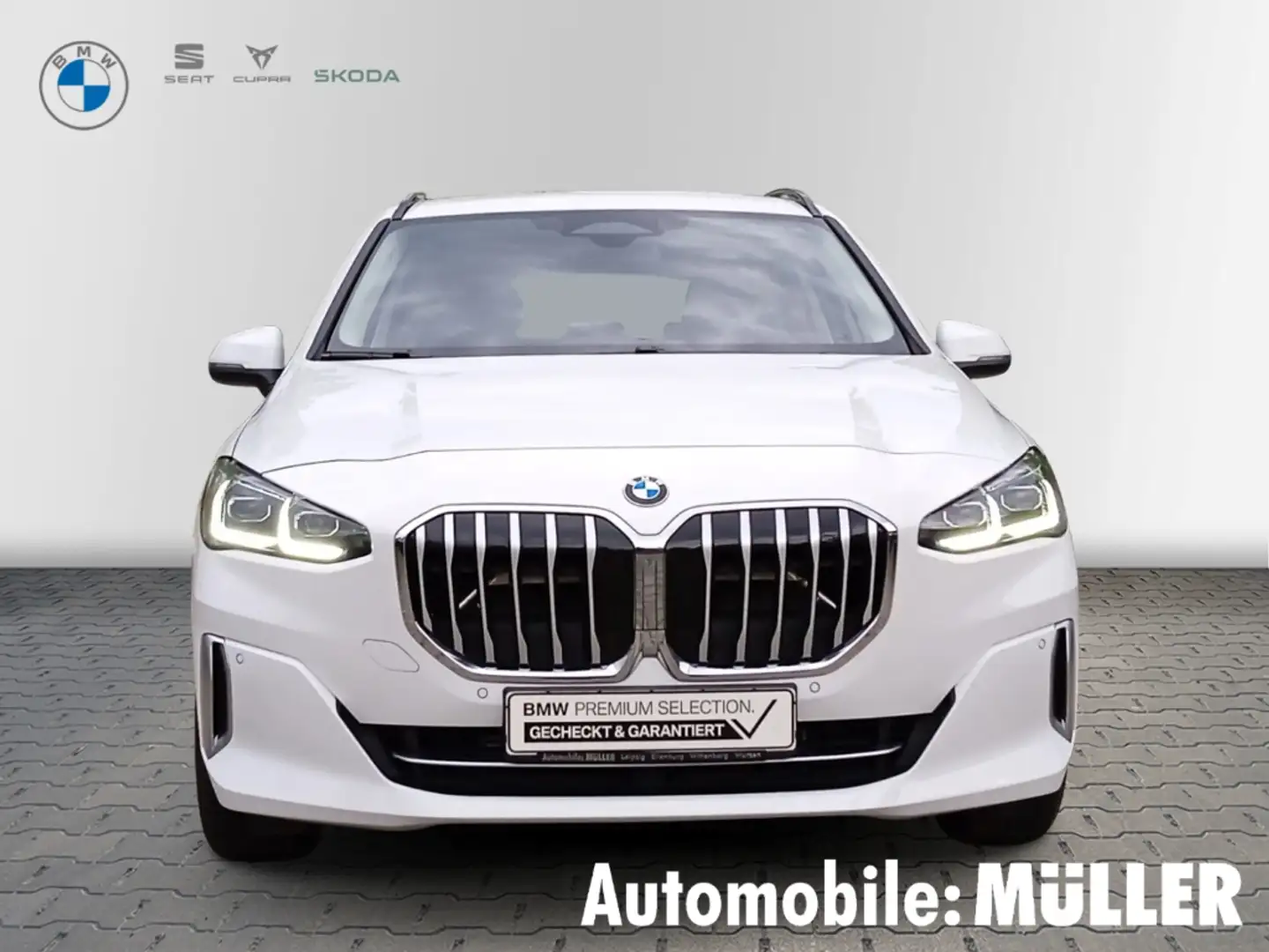 BMW 218 Active Tourer i Luxury Line*AHK*Keyless*RFK*Active Weiß - 2