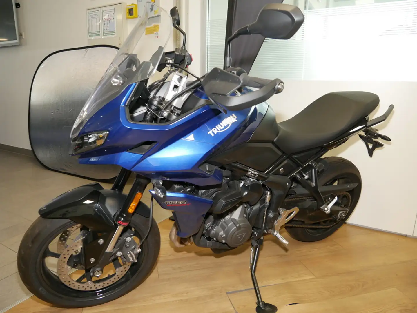 Triumph Tiger Sport 660, Junge Gebrauchte Blau - 2