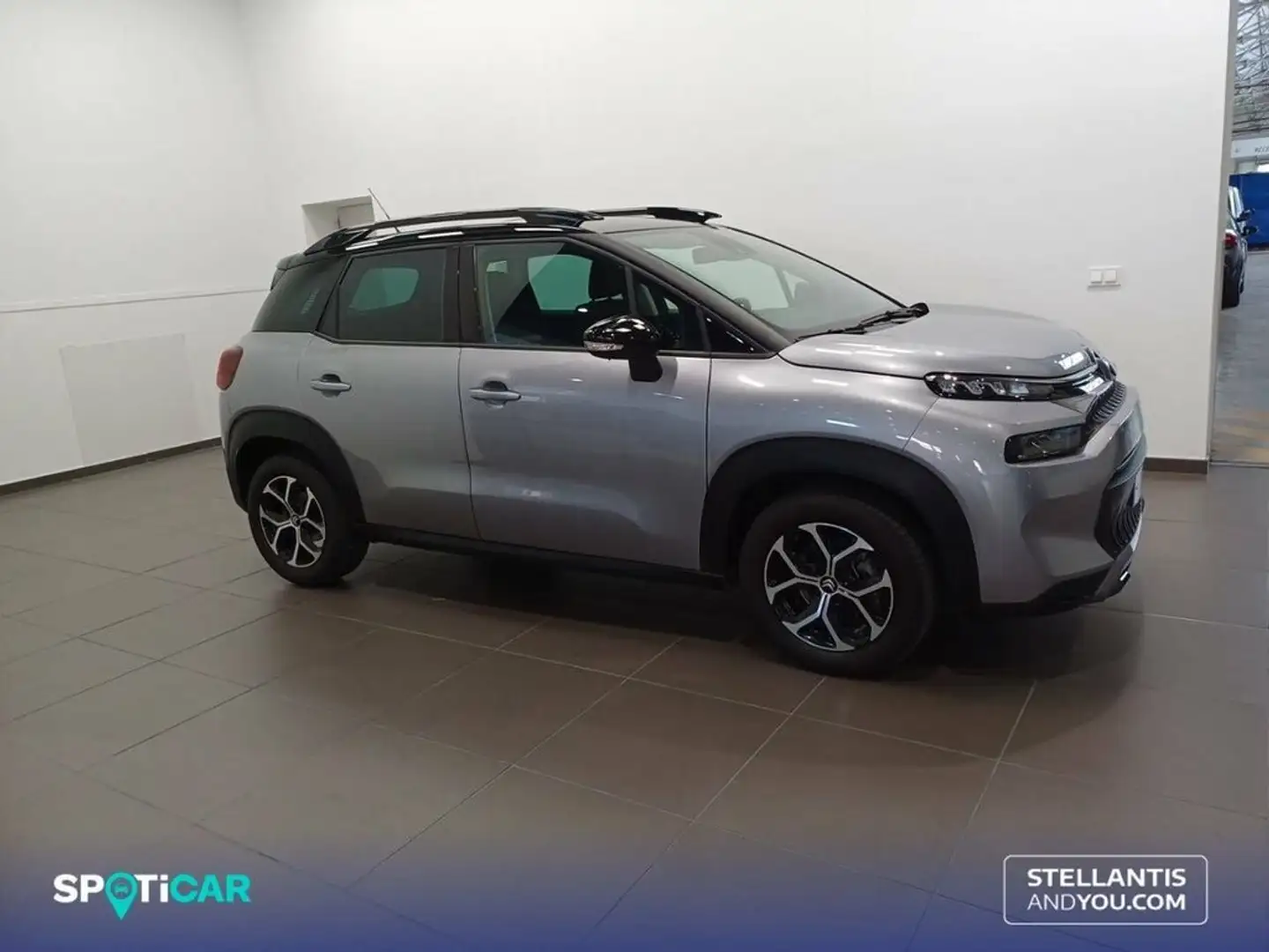 Citroen C3 Aircross PureTech 81kW (110CV) Plus Grau - 2