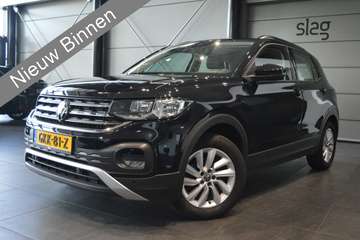 1.0 TSI Life Edition clima carplay pdc 111 pk !!