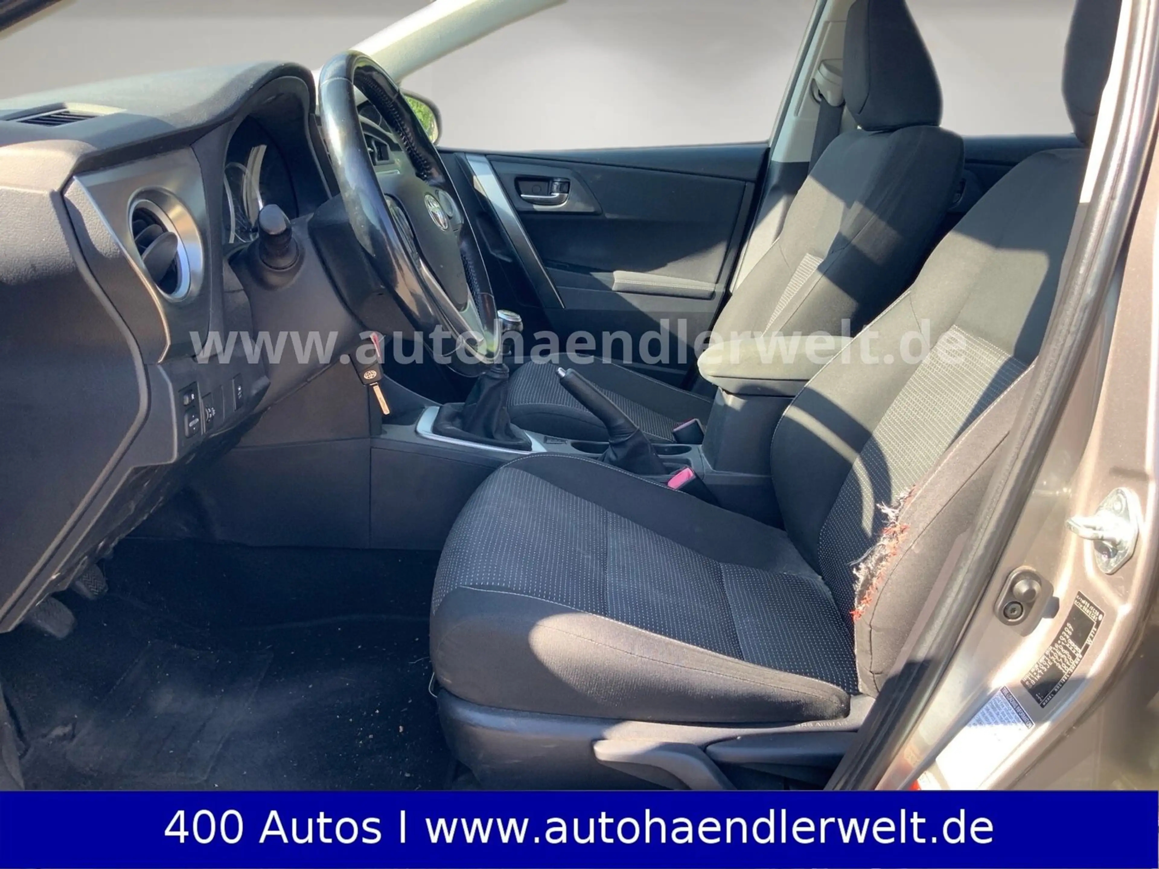 Toyota Auris 1.3 Lim. — photo 9