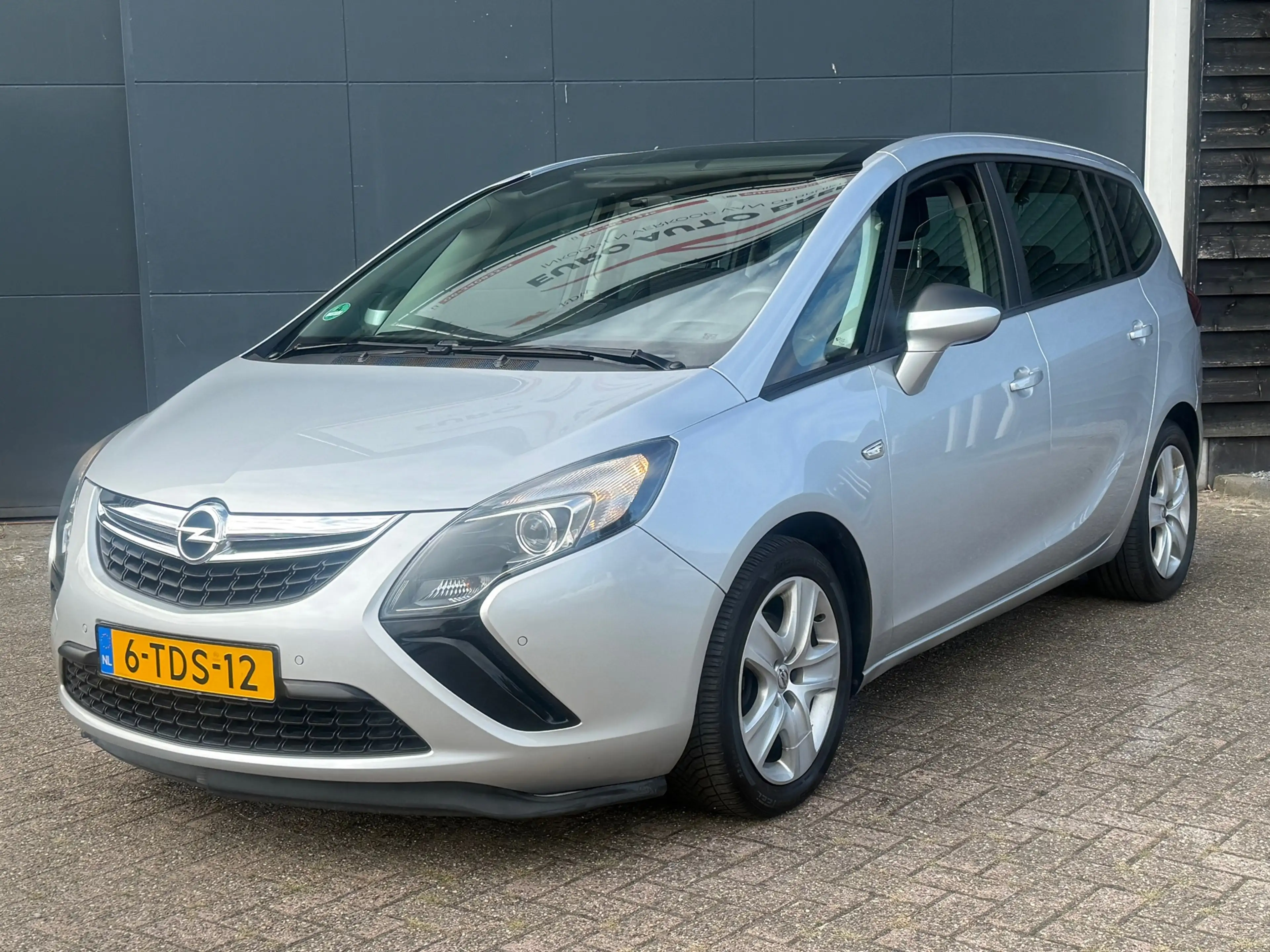 Opel Zafira Tourer 1.4 Berlin — photo 2