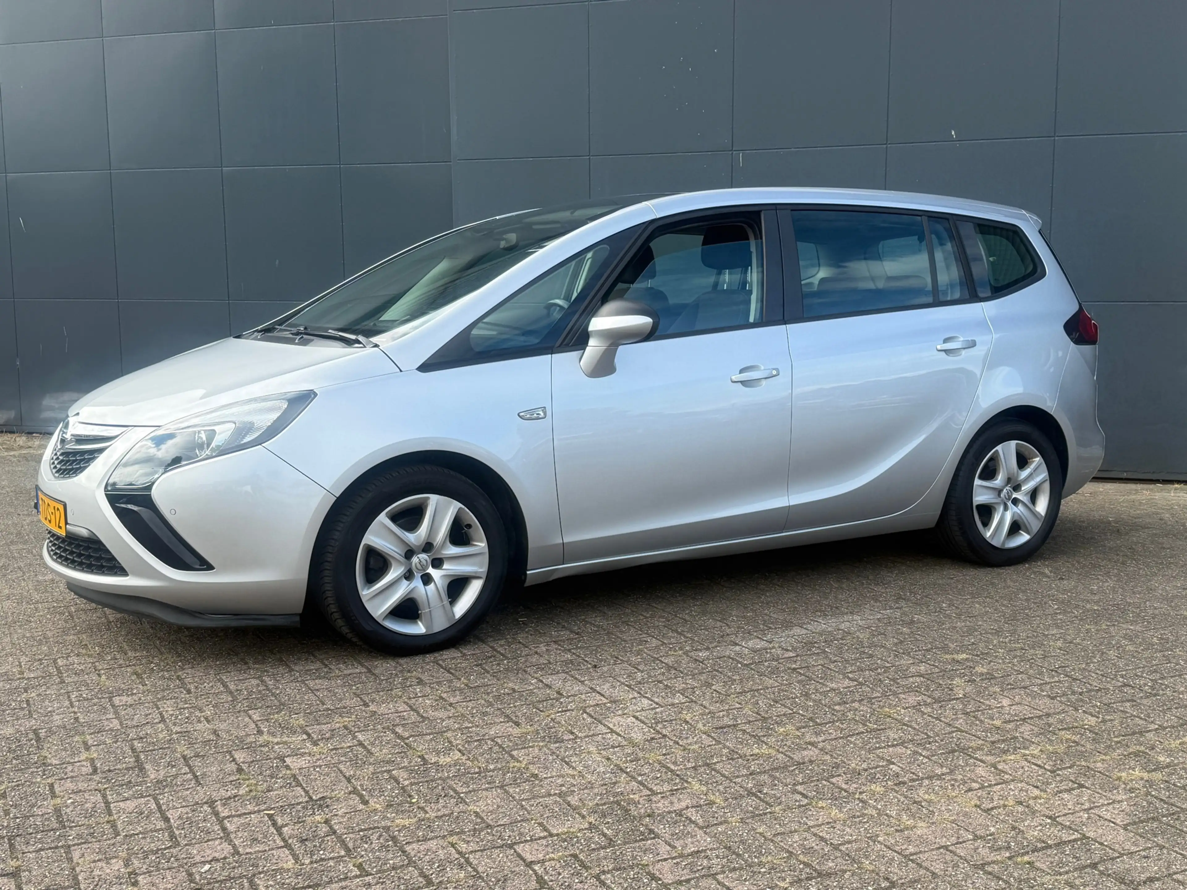 Opel Zafira Tourer 1.4 Berlin — photo 5
