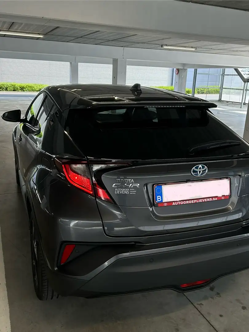 Toyota C-HR Hybrid Flow - 2