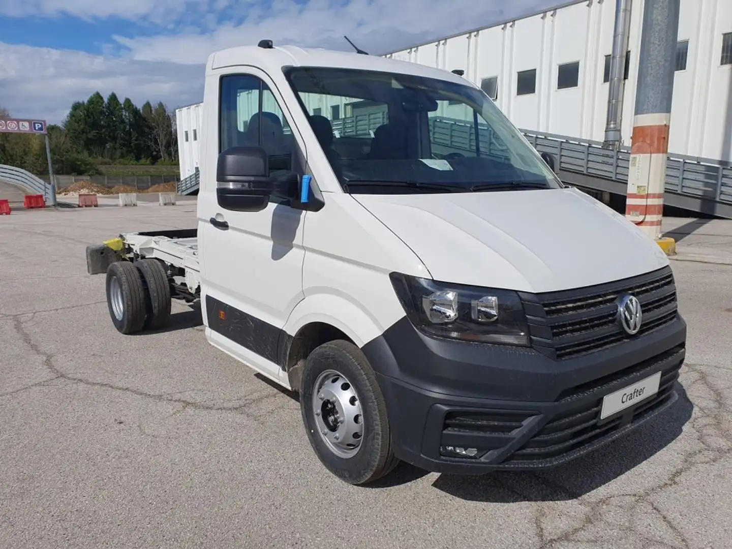 Volkswagen Crafter 35 Q 2.0 TDI 163 CV CAMBIO MANUALE Bianco - 2