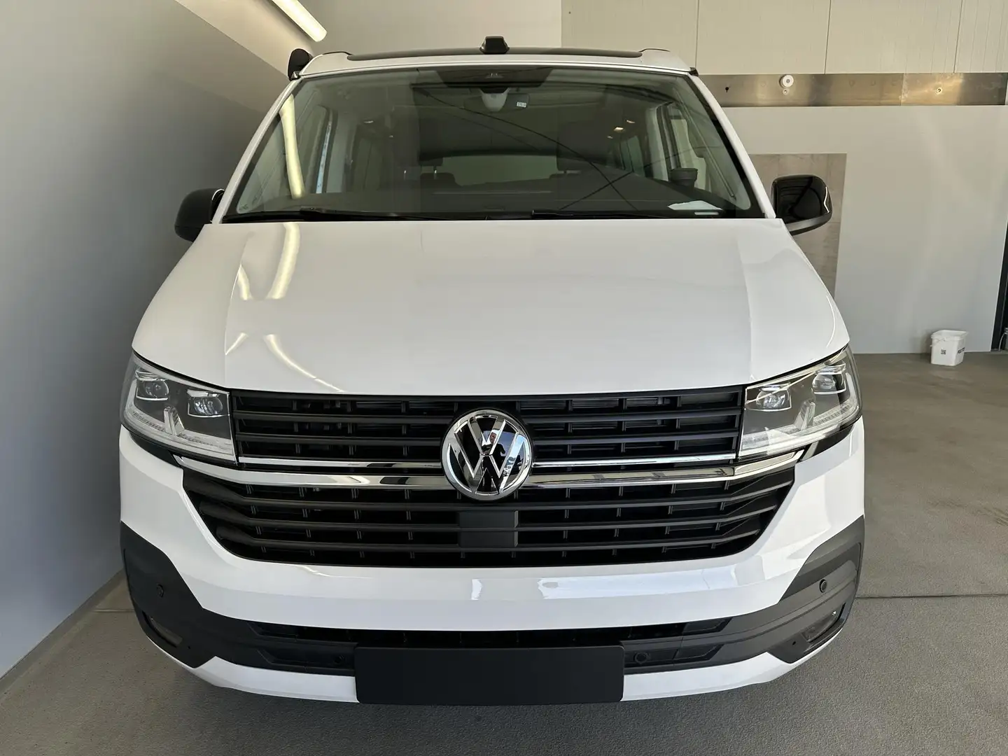 Volkswagen T6.1 California 6.1 Beach Camper Edition 204PS DSG DCC+AHK+Navi... Weiß - 2