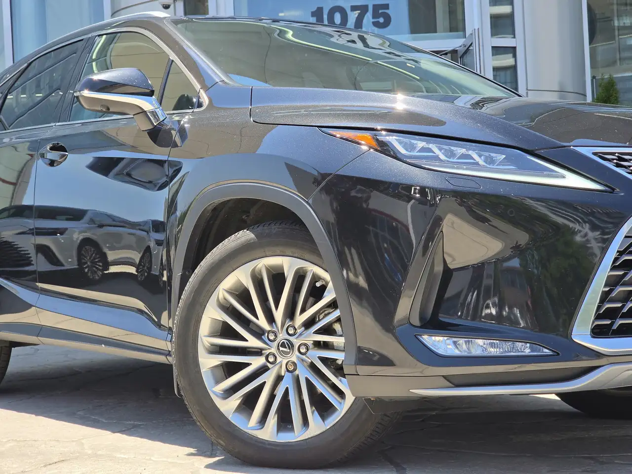 Lexus RX photo Lexus RX