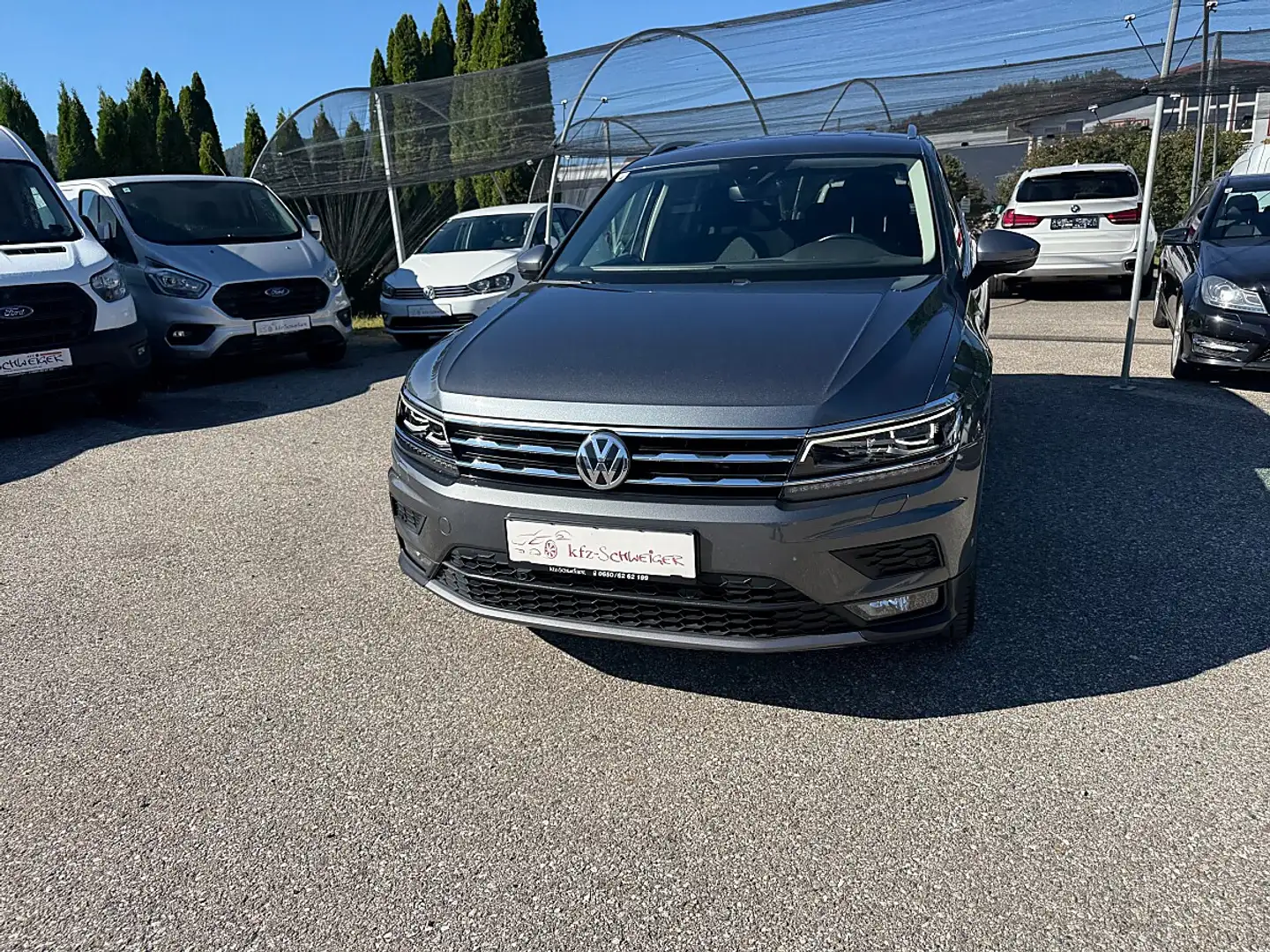 Volkswagen Tiguan Allspace Tiguan 2,0 TDI SCR 4Motion Allspace Comfortline... Grau - 2